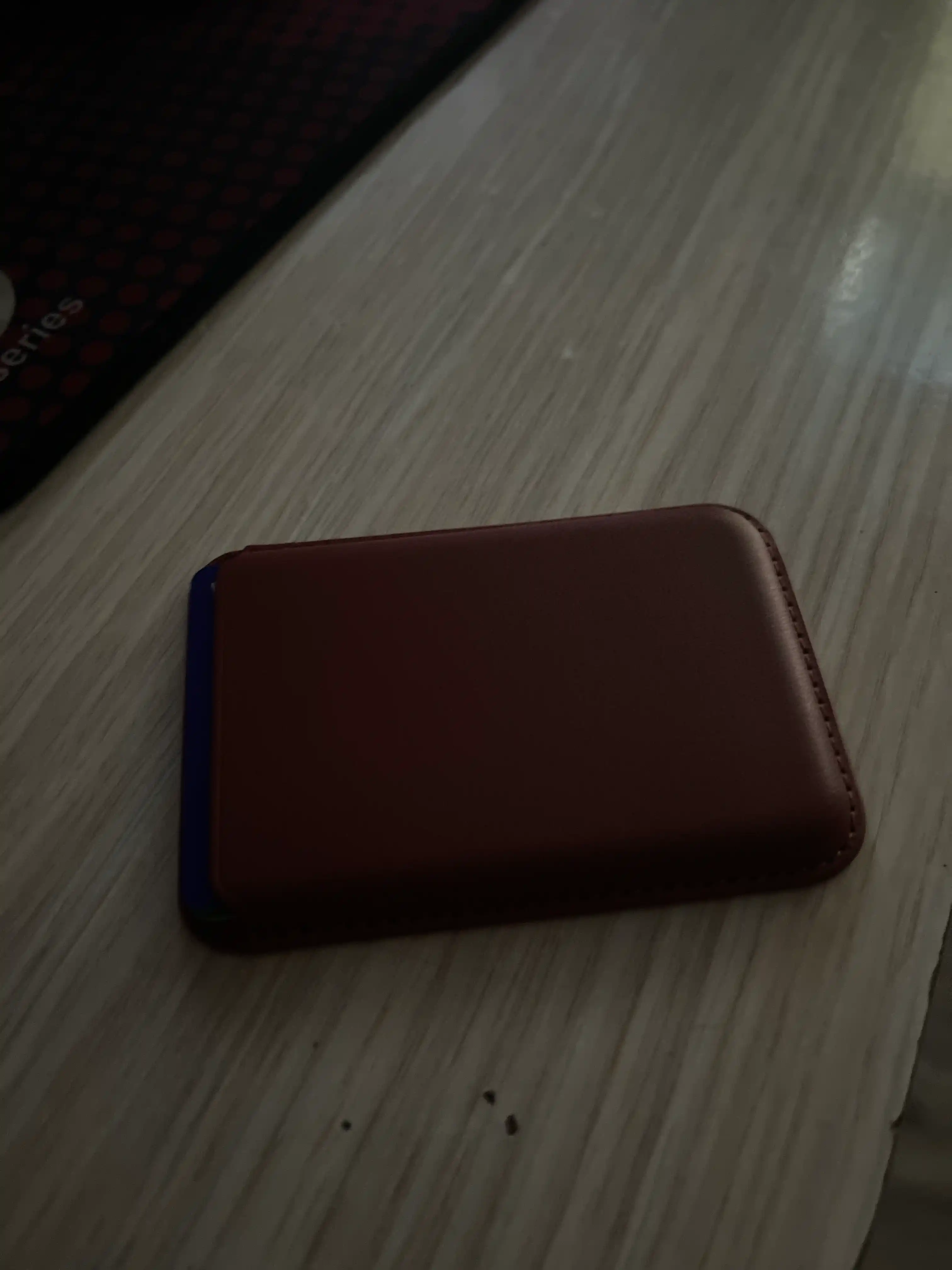 Картхолдер MagSafe Кожаный для банковских карт