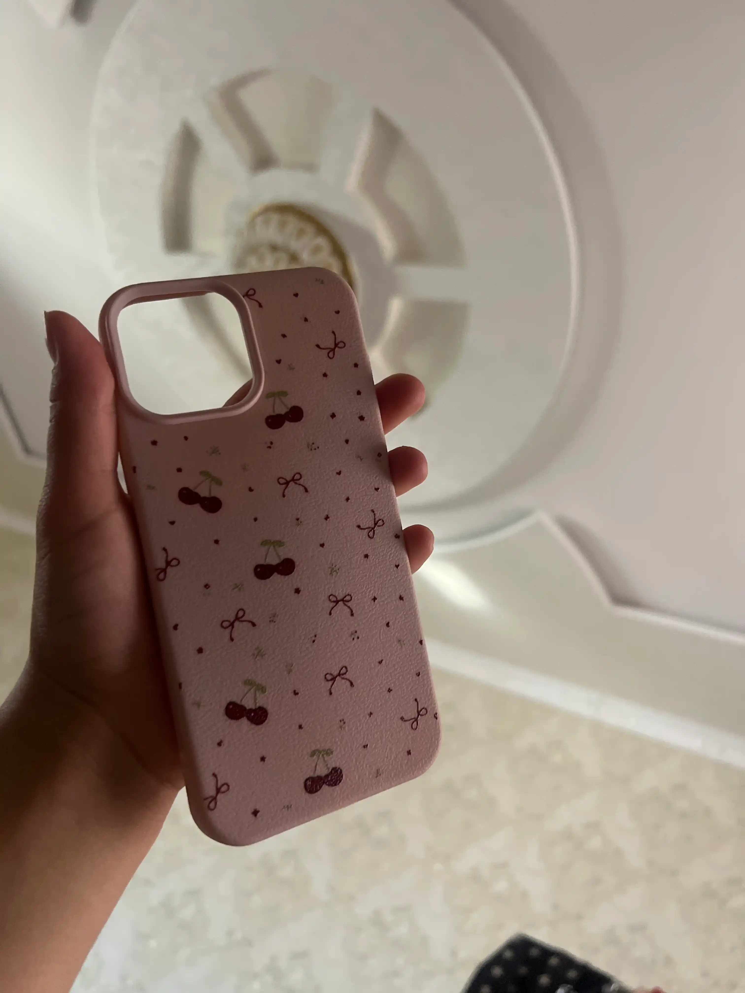 IPhone 11, 12, 13, 14, 15, 16, Pro, Max uchun g'ilof