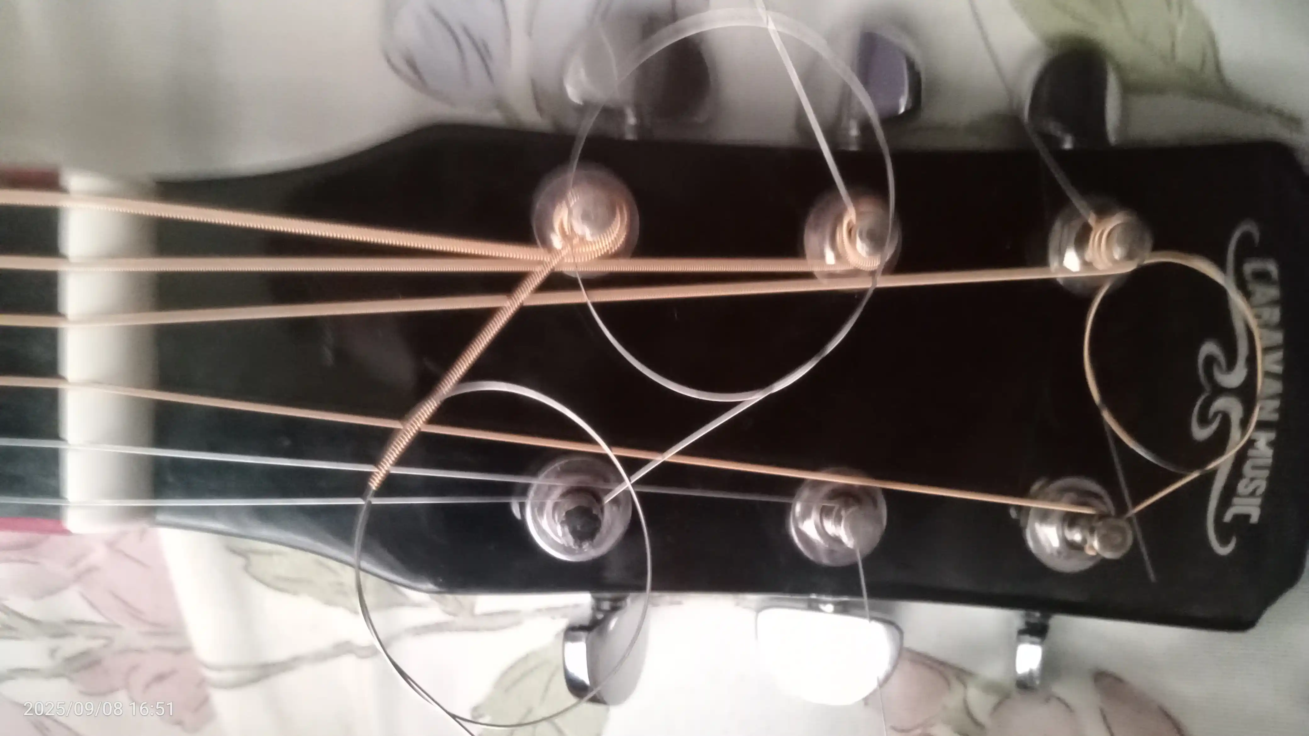 D'addario EZ910 akustik gitara torlari, Kalibr 011-052, Bronza 85/15 + Mediatr