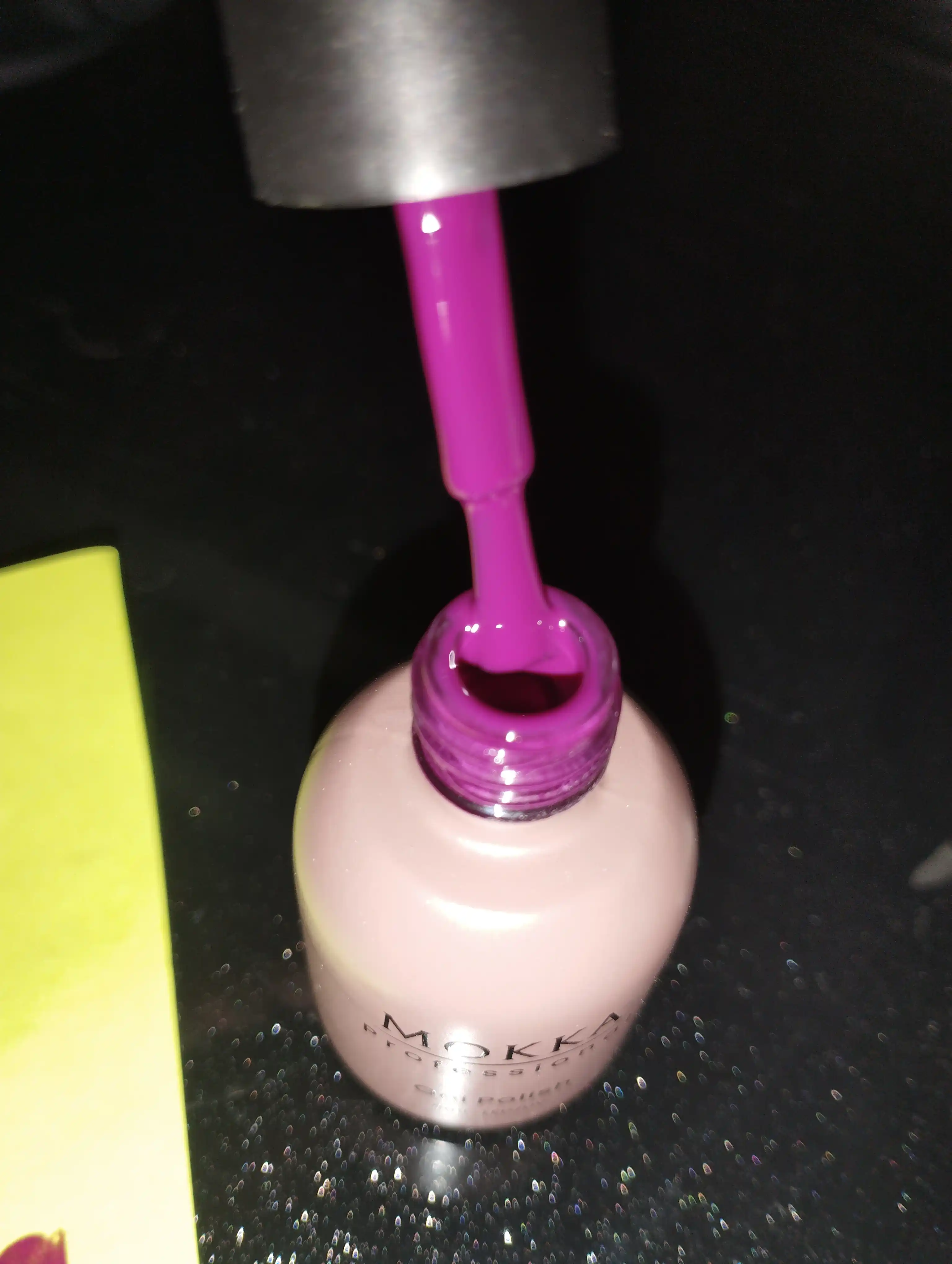 Rangli jel lak MOKKA, UV/LED chiroqda quriting, 8 ml