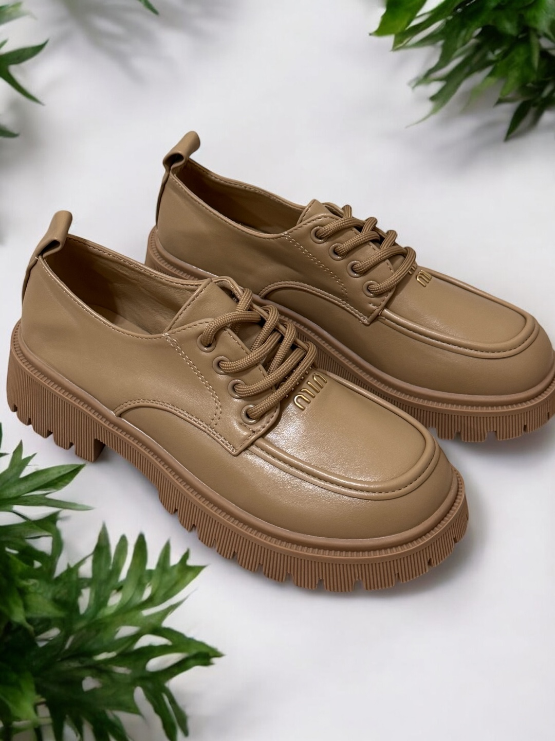 Porno filmda Ukraina xotini Eng chiroyli erkak dumbalari