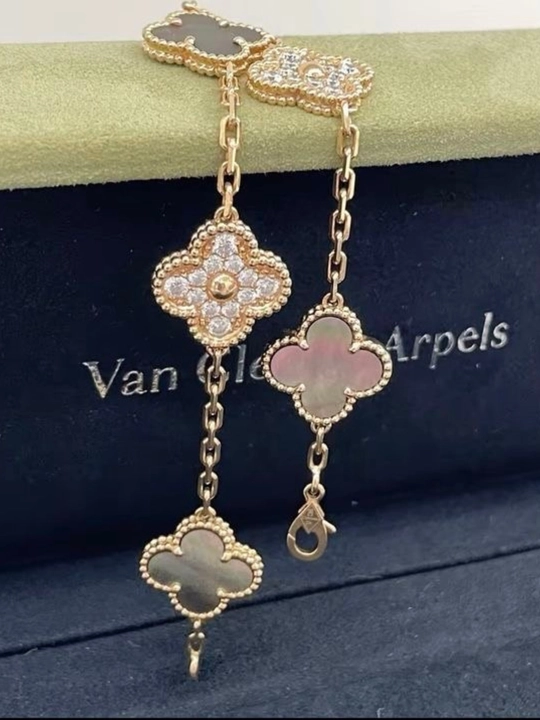Браслеты для женщин и девочек Clover Van Cleef, не меняет цвет и не темнеет