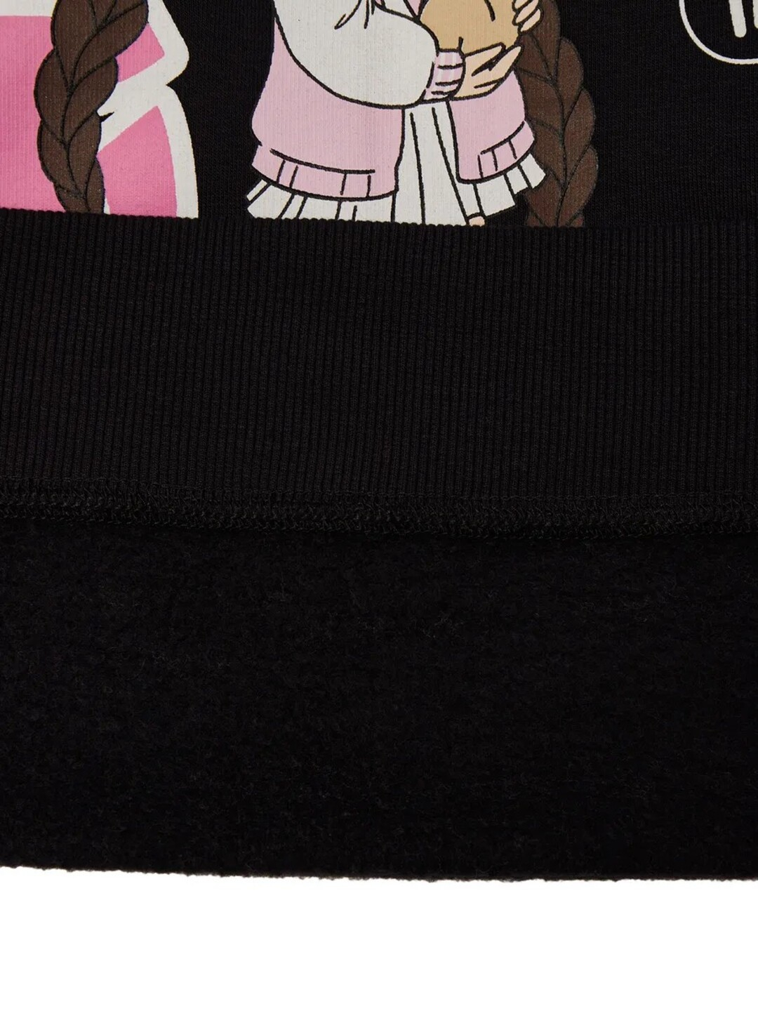 Yalangoch paypoq va taytlarda yalangoch ayollar