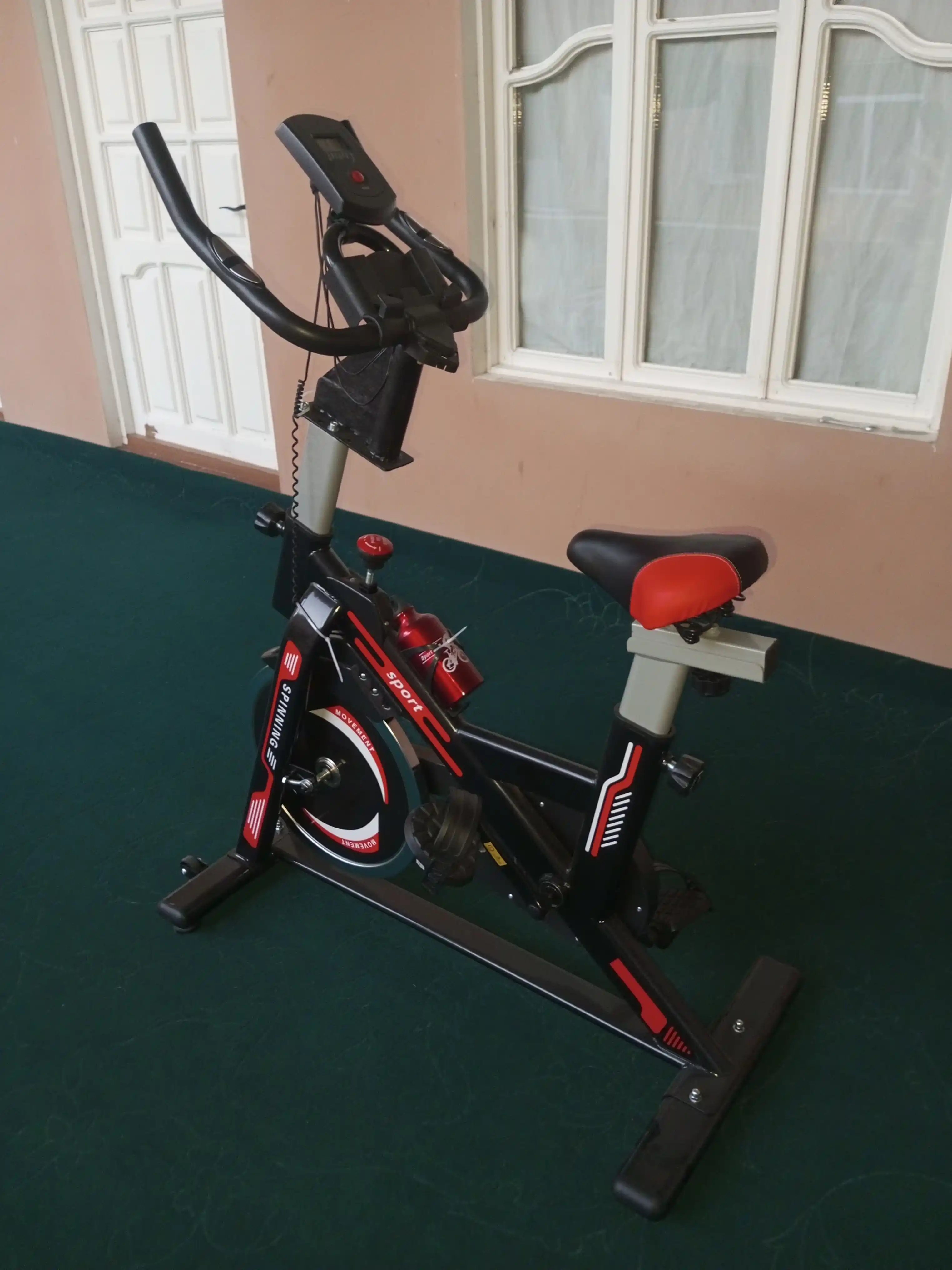 Велотренажер Genau Spin Bike W101, маховик 8 кг, максимальный вес 120 кг *SB1-05A