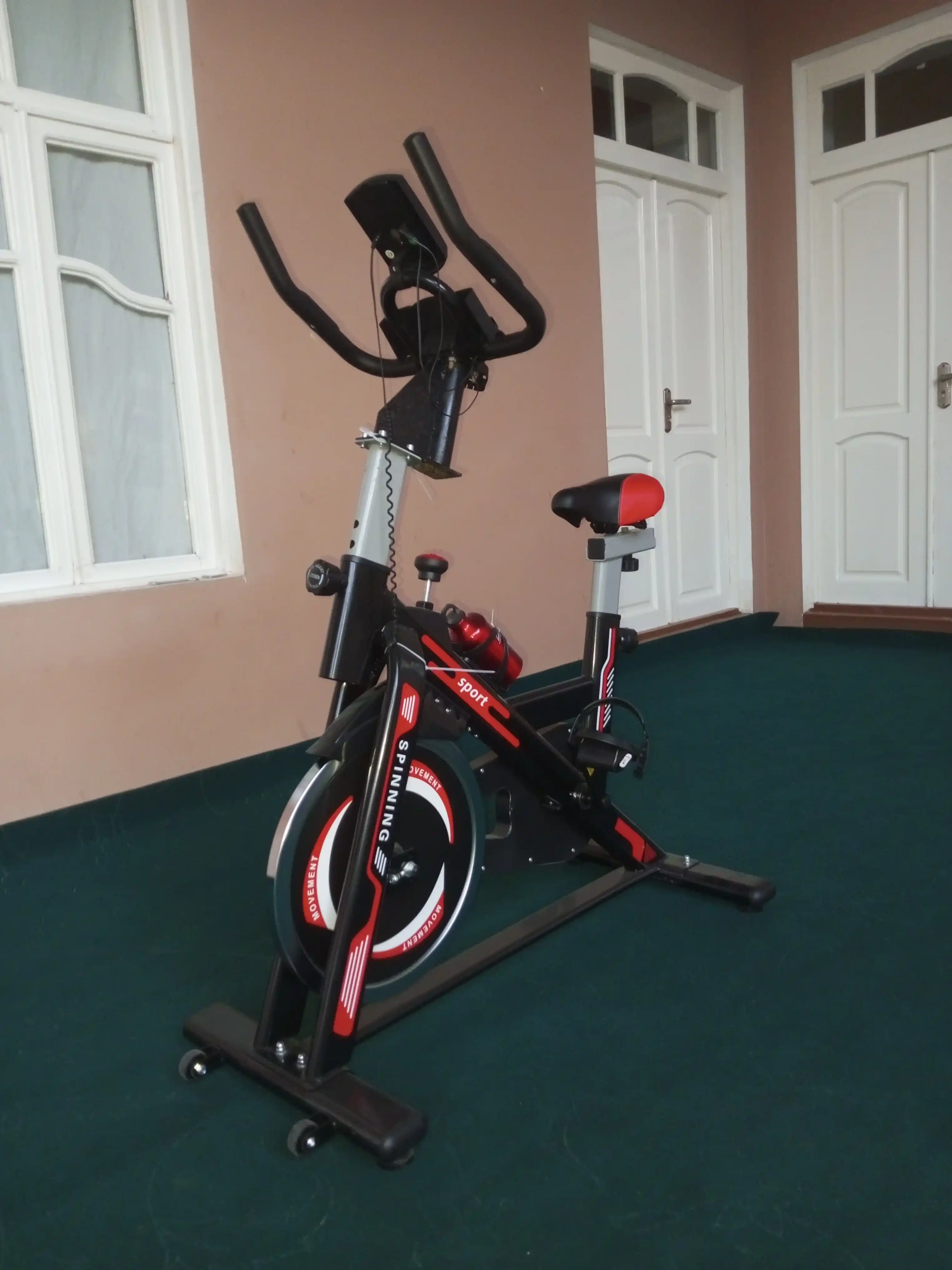 Велотренажер Genau Spin Bike W101, маховик 8 кг, максимальный вес 120 кг *SB1-05A