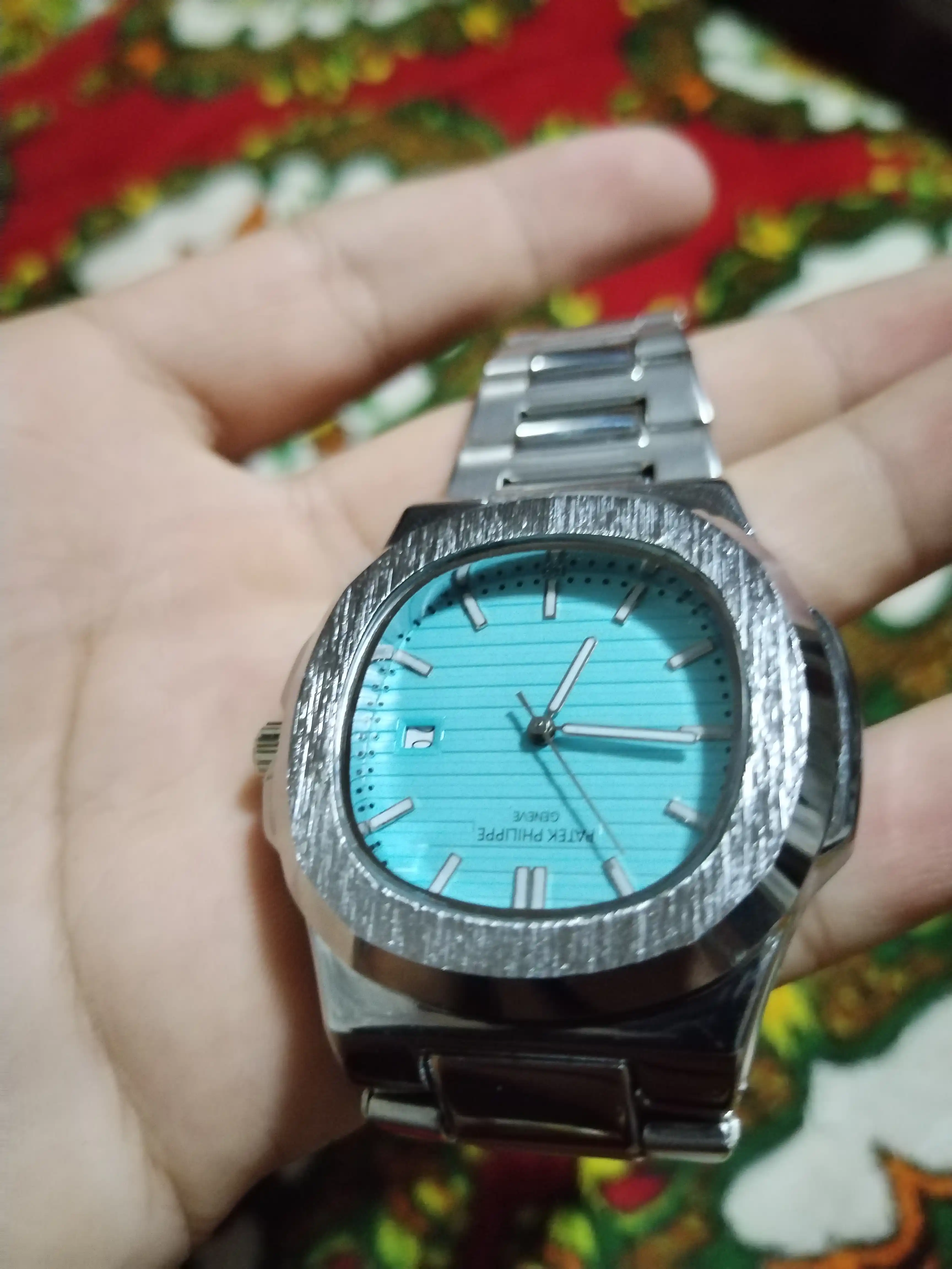 Erkaklar qo'l soati Patek Philippe naqshli qo'l soatlari, sovg'a o'ramida
