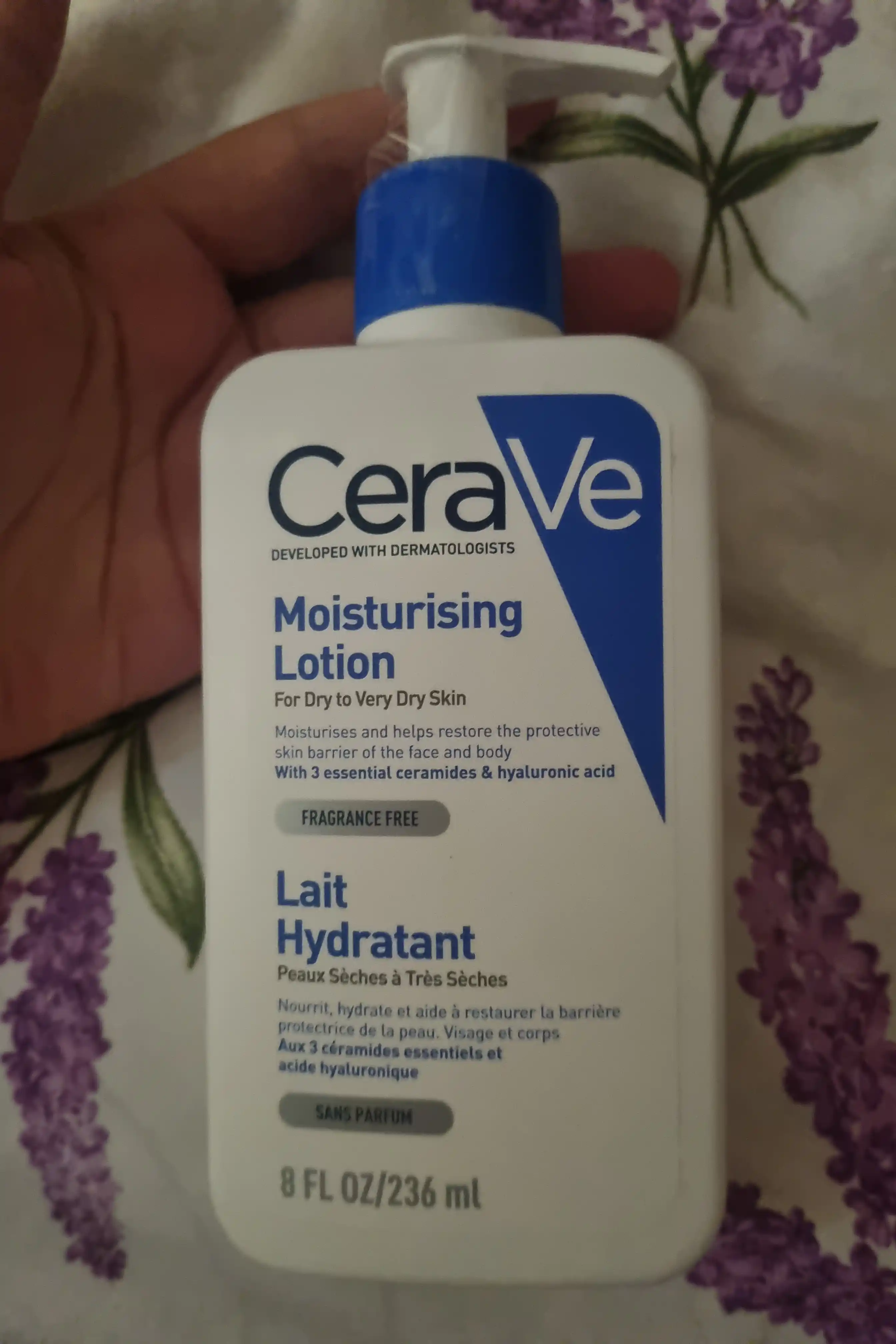 CeraVe Quruq va juda quruq yuz va badan terisi uchun namlantiruvchi losyon, 236 g