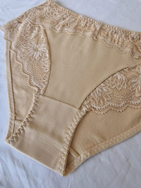 Ayollar uchun katta o‘lchamdagi 4XL–6XL trusiklar — ribana paxtadan qulaylik