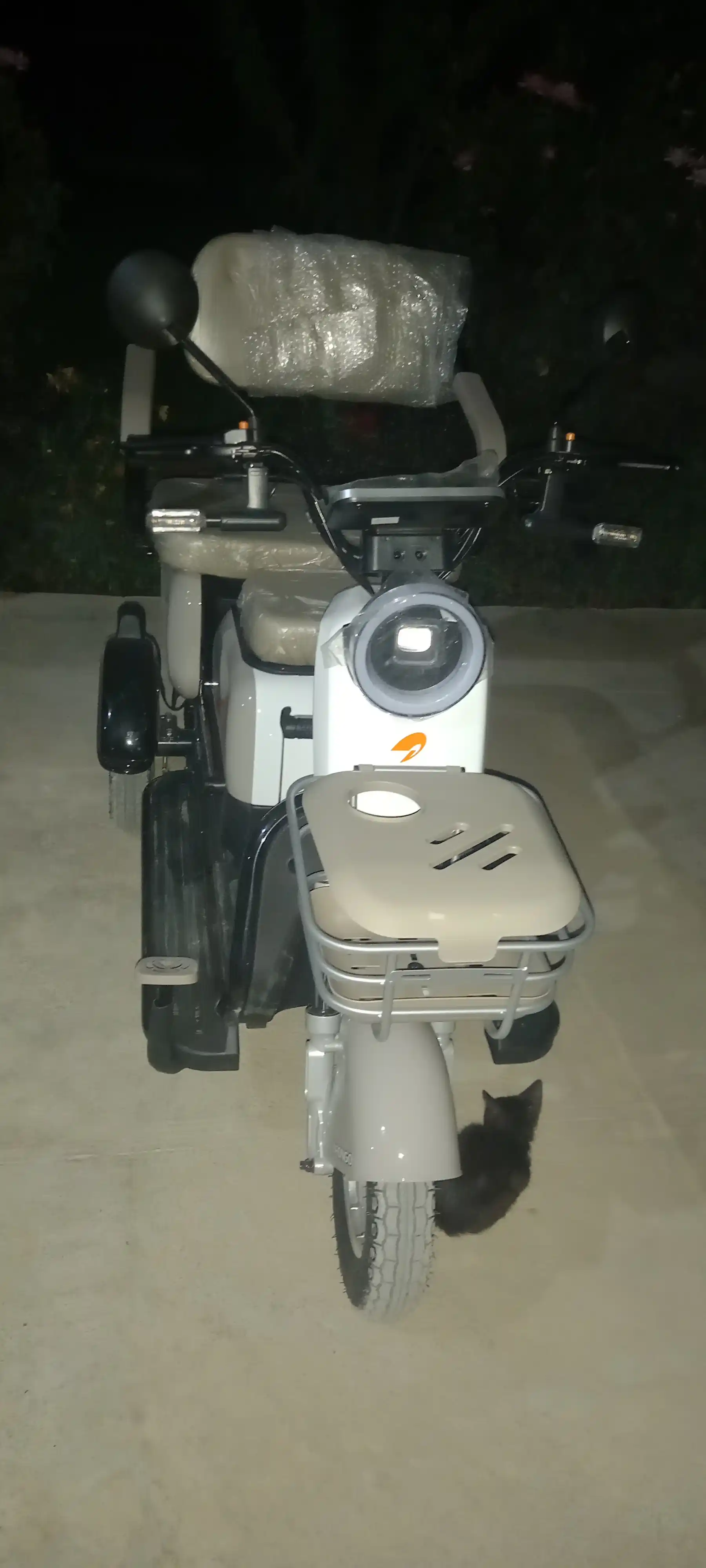 DRONGO E 30 elektr skuteri