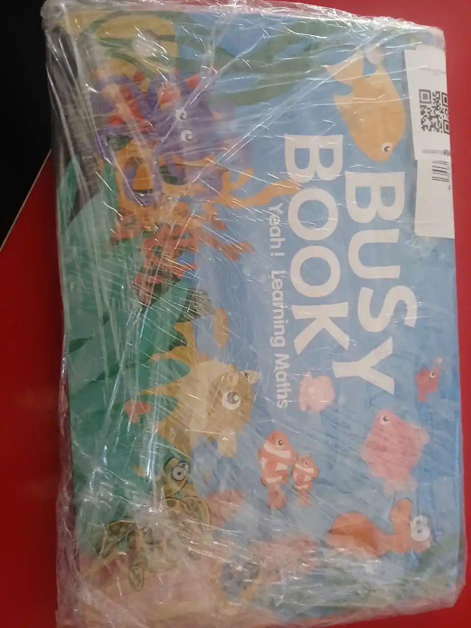 Bolalar uchun o'quv kitobi va alifbosi Busybook, lipuchkali Montessori kitobi