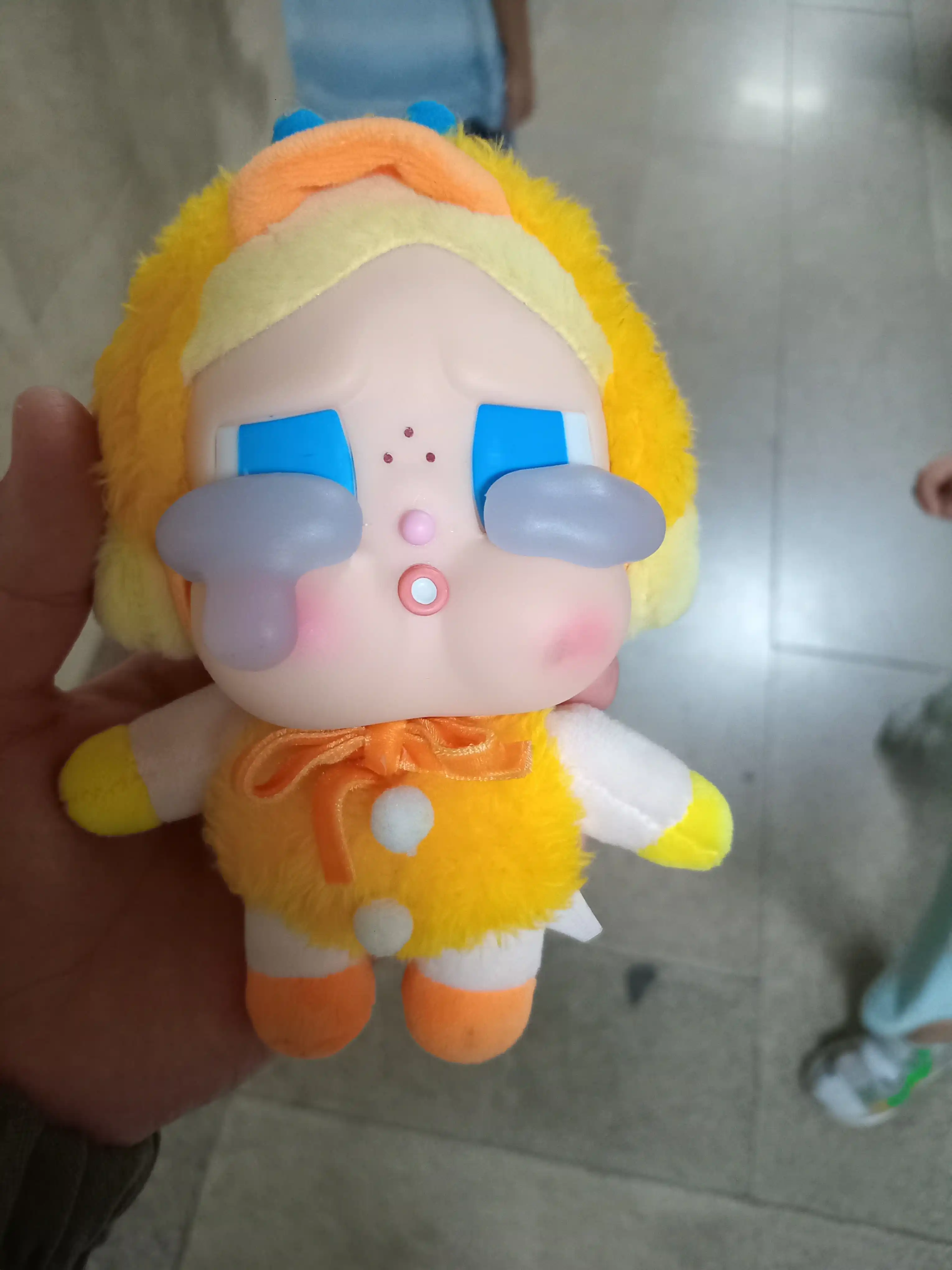 CRYBABY Ko‘zyoshi to‘kayotgan kolleksion qo‘g‘irchoq, kutilmagan qutida