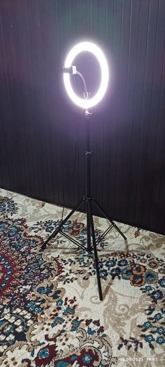 Selfi lampasi, halqali, RGB, LED, shtativ bilan, 210 sm