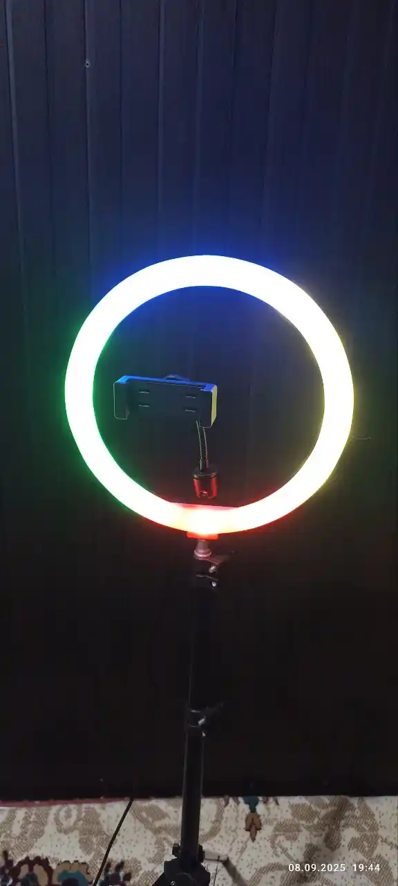 Selfi lampasi, halqali, RGB, LED, shtativ bilan, 210 sm