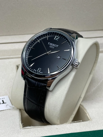 Мужские часы Tissot Classic в подарочной упаковке — VAQTWAT-65W0076-ЧЕРН