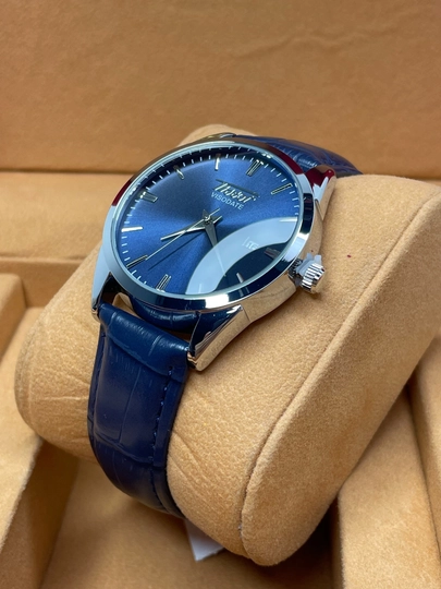 Мужские часы Tissot Classic, в подарочной упаковке — VAQTWAT-55W0077-ТЕМНСИН
