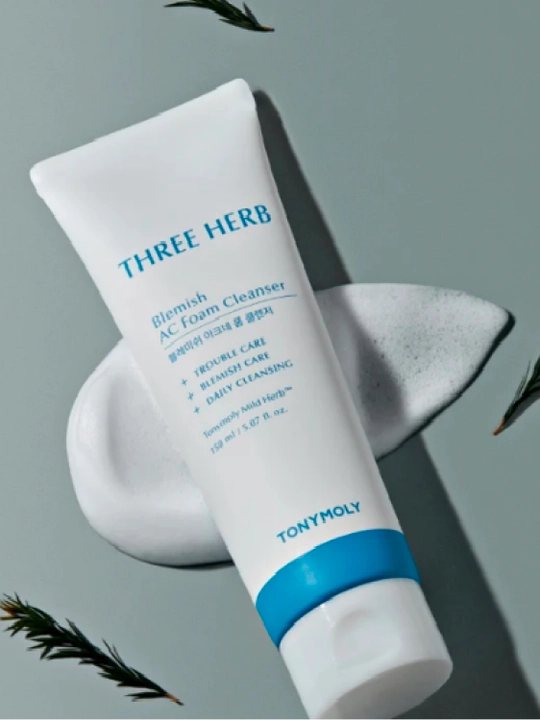 Пенка для умывания Three-herb Blemish AC Foam Cleanser