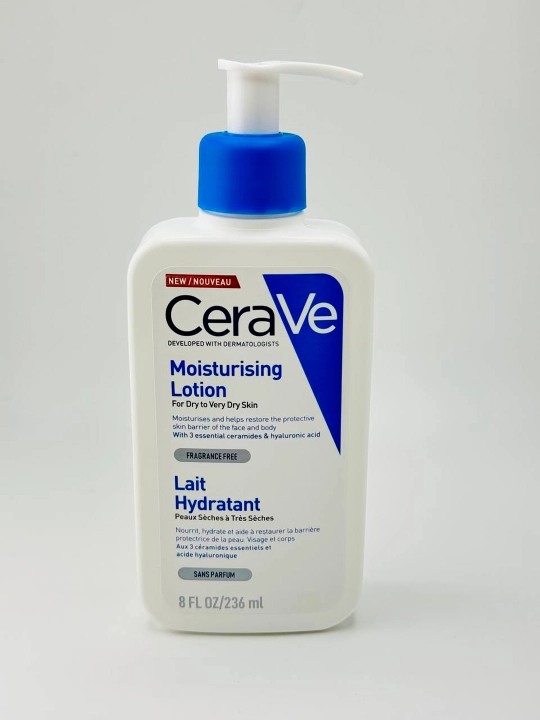 Quruq va juda quruq yuz va tana terisi uchun namlantiruvchi CeraVe losyoni, 236 ml