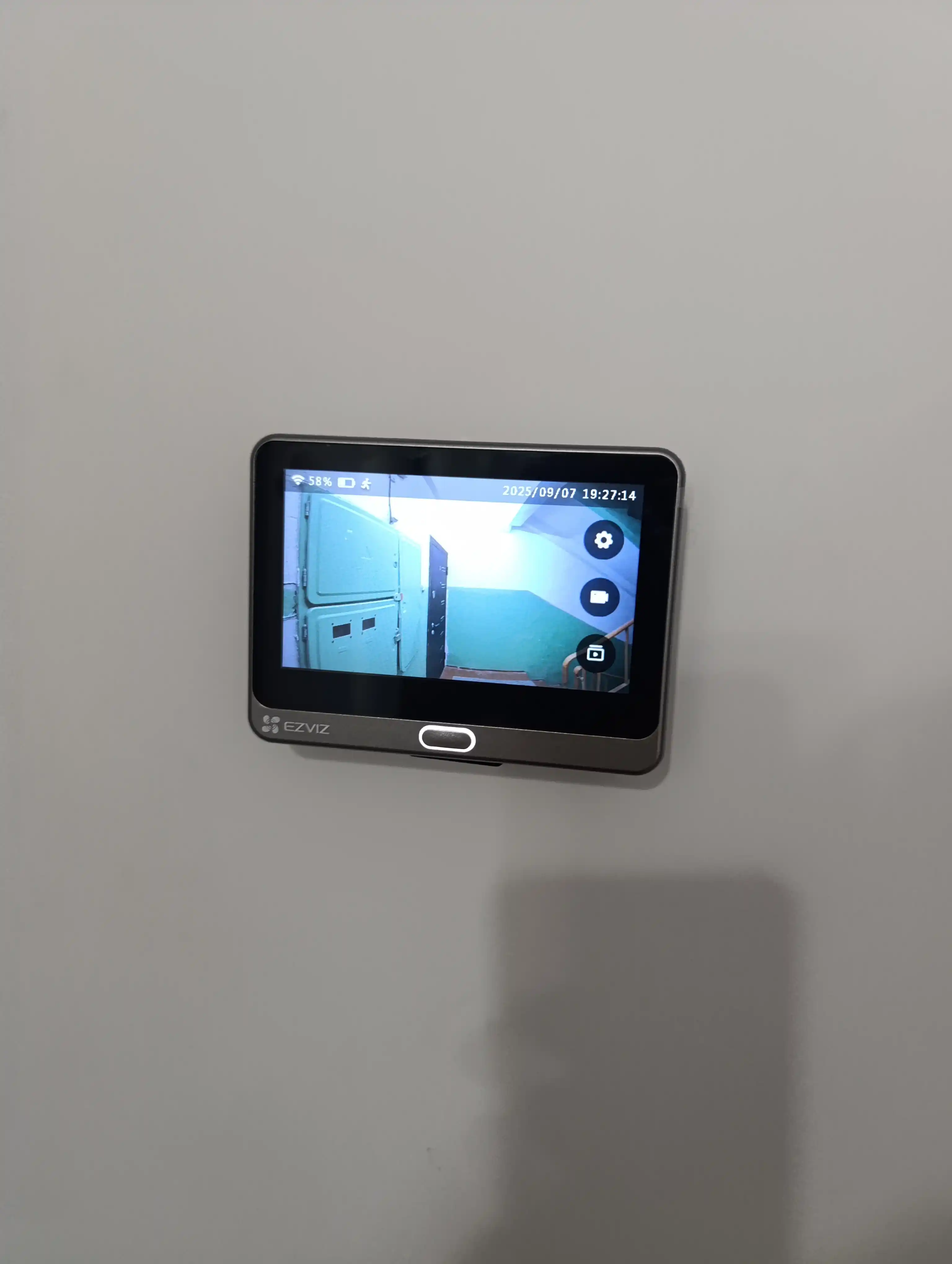 Видеоглазок для двери EZVIZ DP2 сенсорный, 3MP, Wi-Fi камера, домофон, дверной звонок