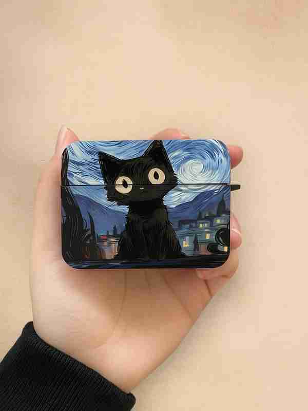 Qizlar porno suratlarda eshaklarini korsatishadi