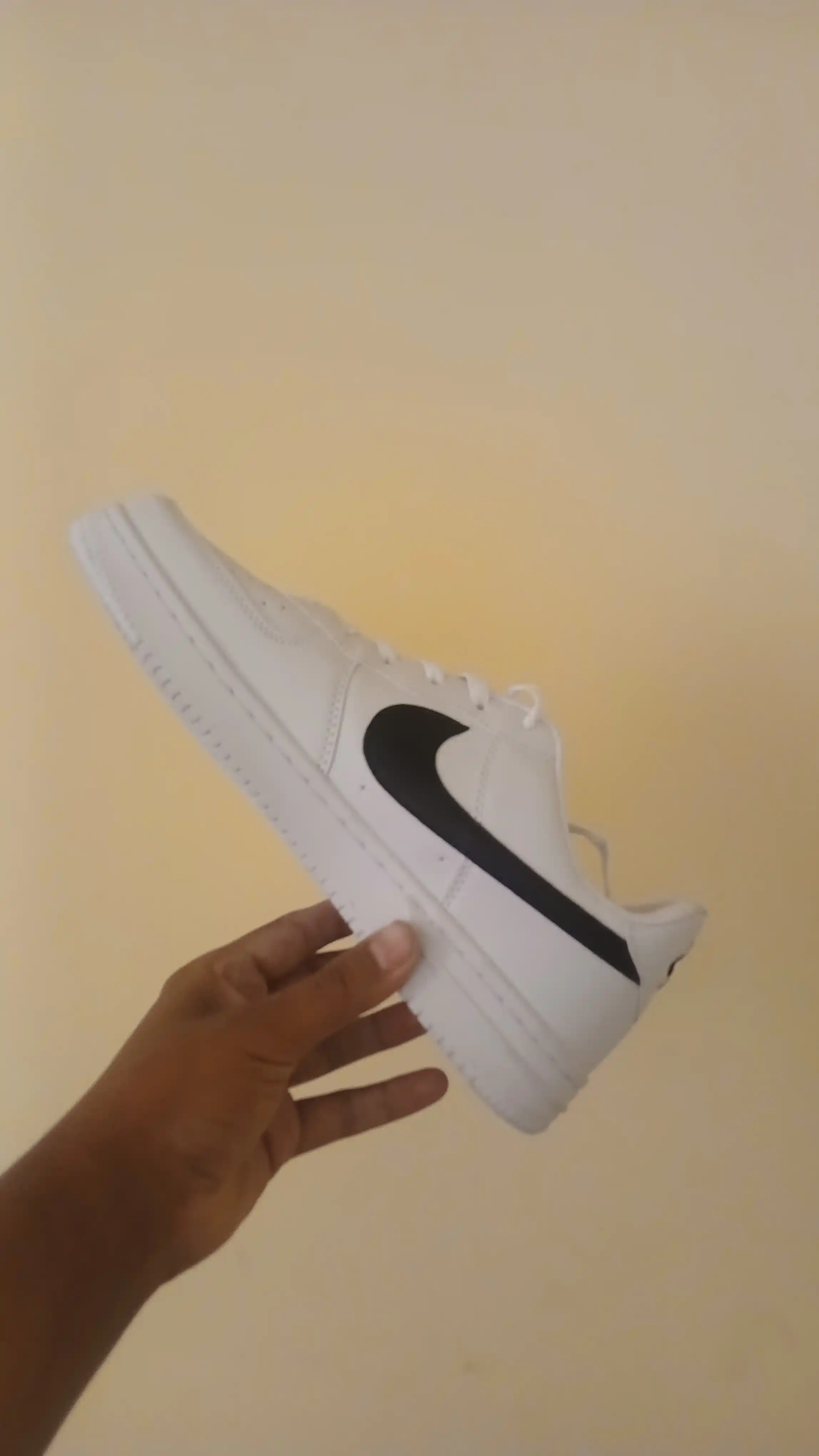 Erkaklar uchun kuzgi krossovkalar AIR FORCE1 CLASIC universal sifatli krossovkalar