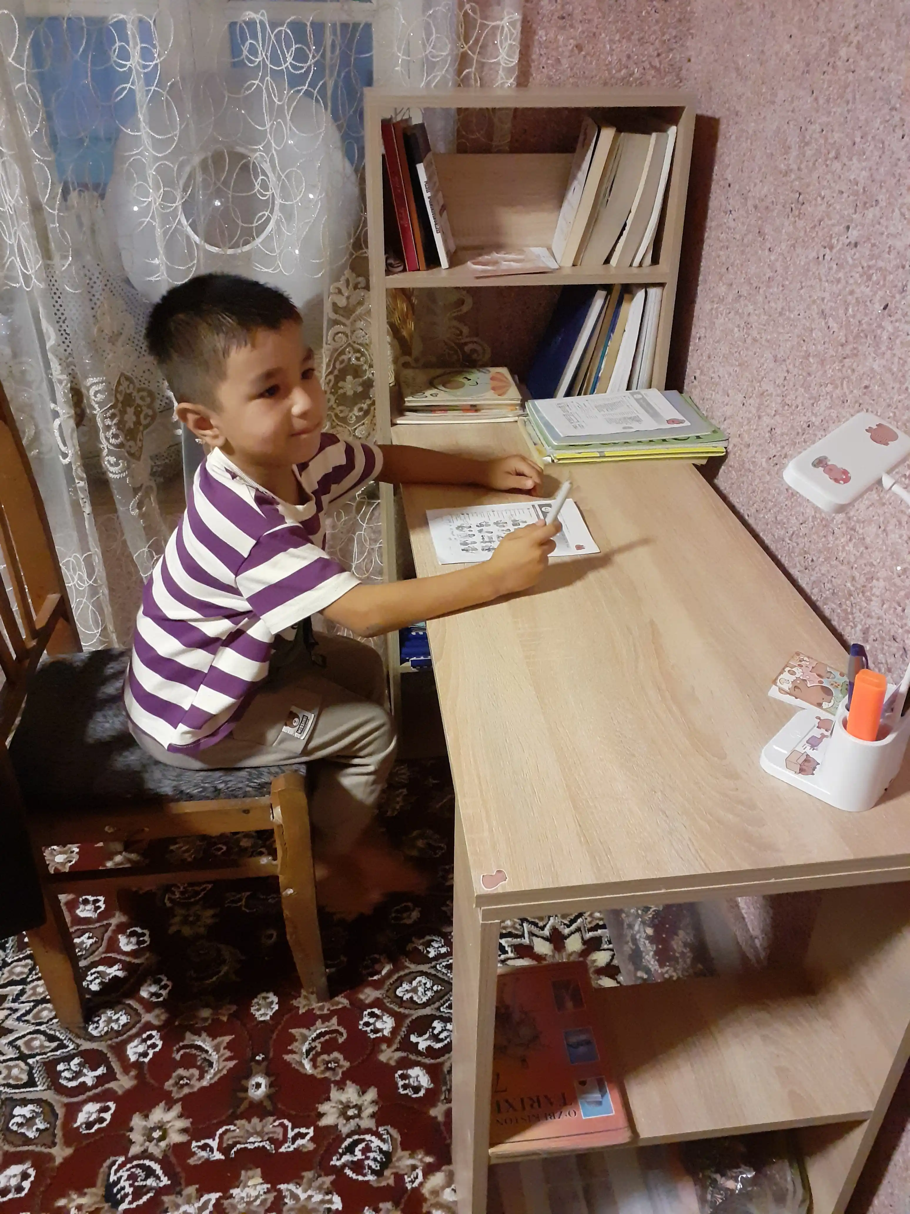 Стол компьютерный УФА, размеры 120х120х50 см, в полной комплектации