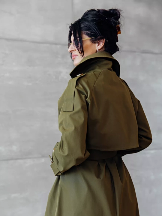 Ayollar trench plashi