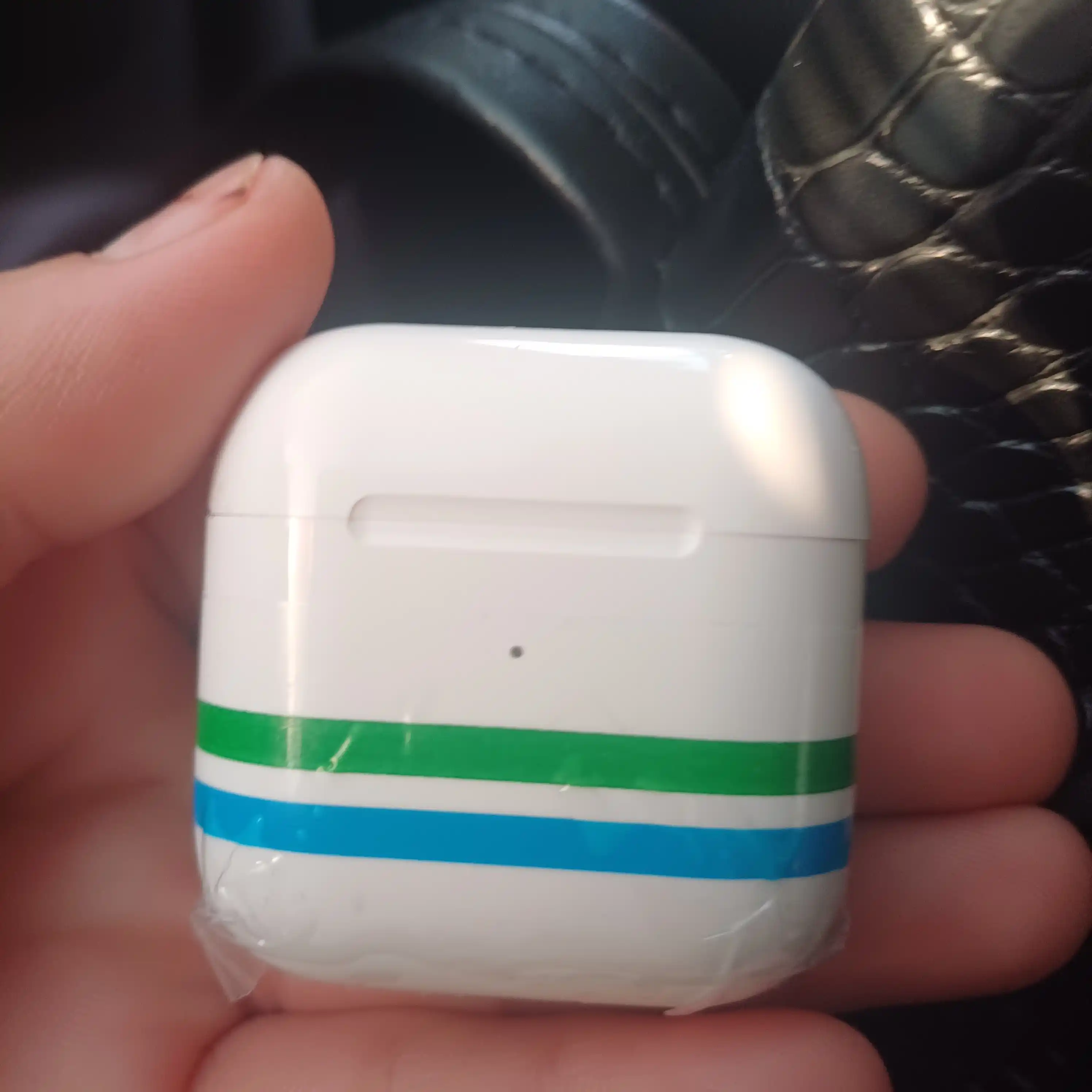 Quloqchinlar simsiz Bluetooth M90 Pro, displey va power bank 3500 mA/soat