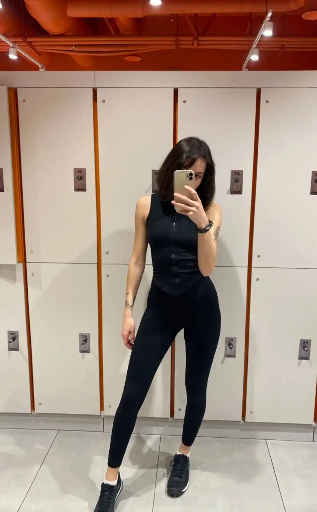 Sport losinlari, fitnes uchun legginslar, ayollar sport kiyimi, PUSH UP effekti bilan