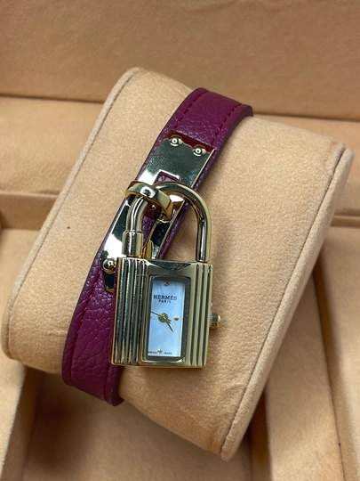 Женские часы Hermès — MARIAMS-120W008-МАРСАЛ