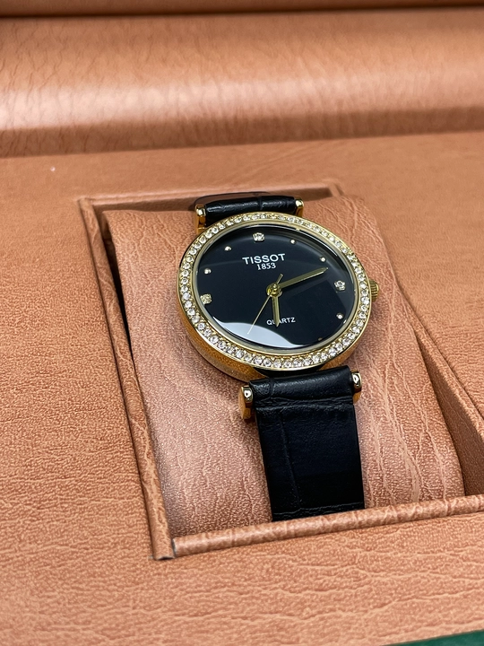 Стильные наручные часы Tissot для женщин и девушек 