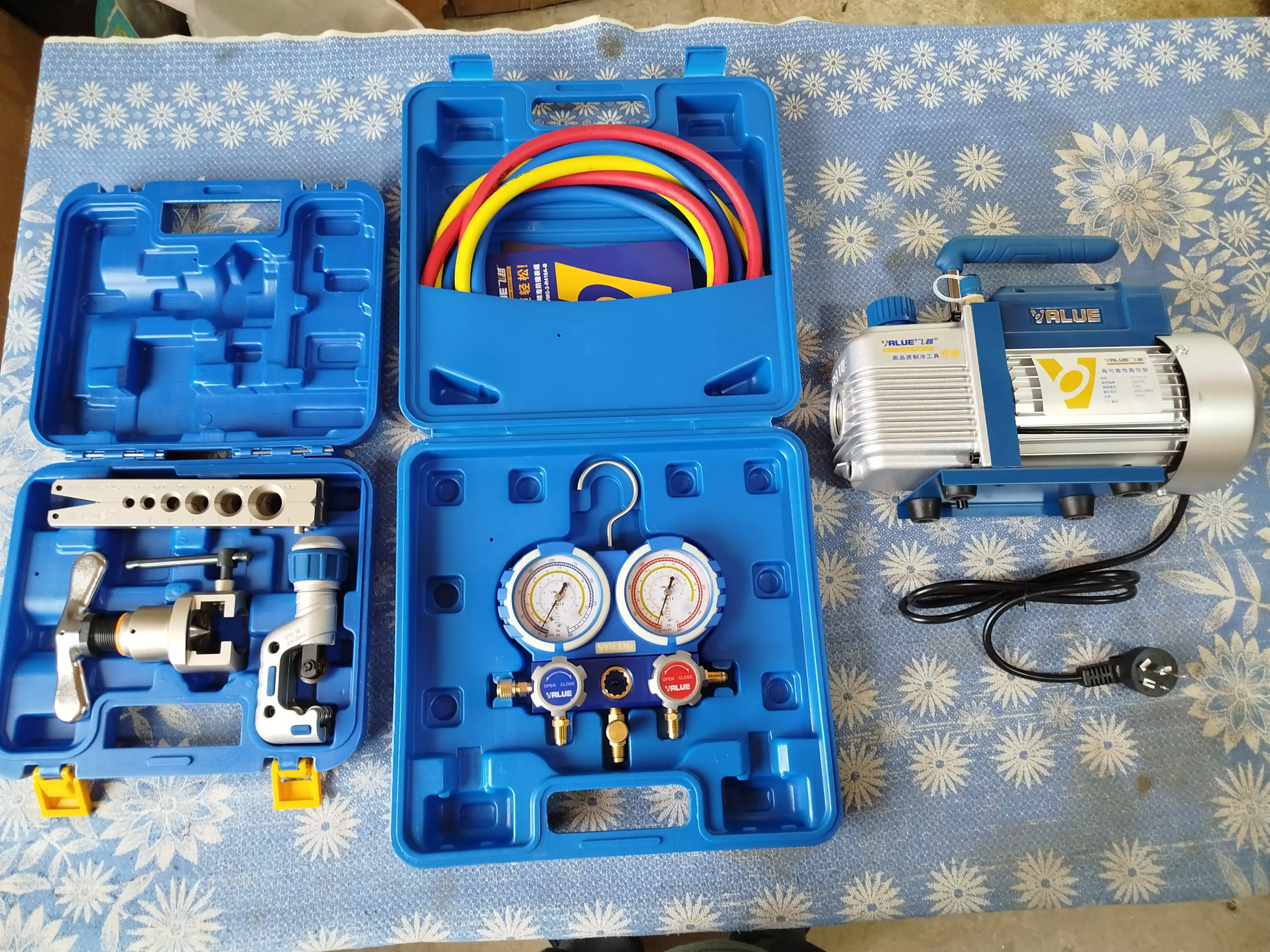 Вальцовка Value VFT-808-MIS с плашкой для метрической трубы