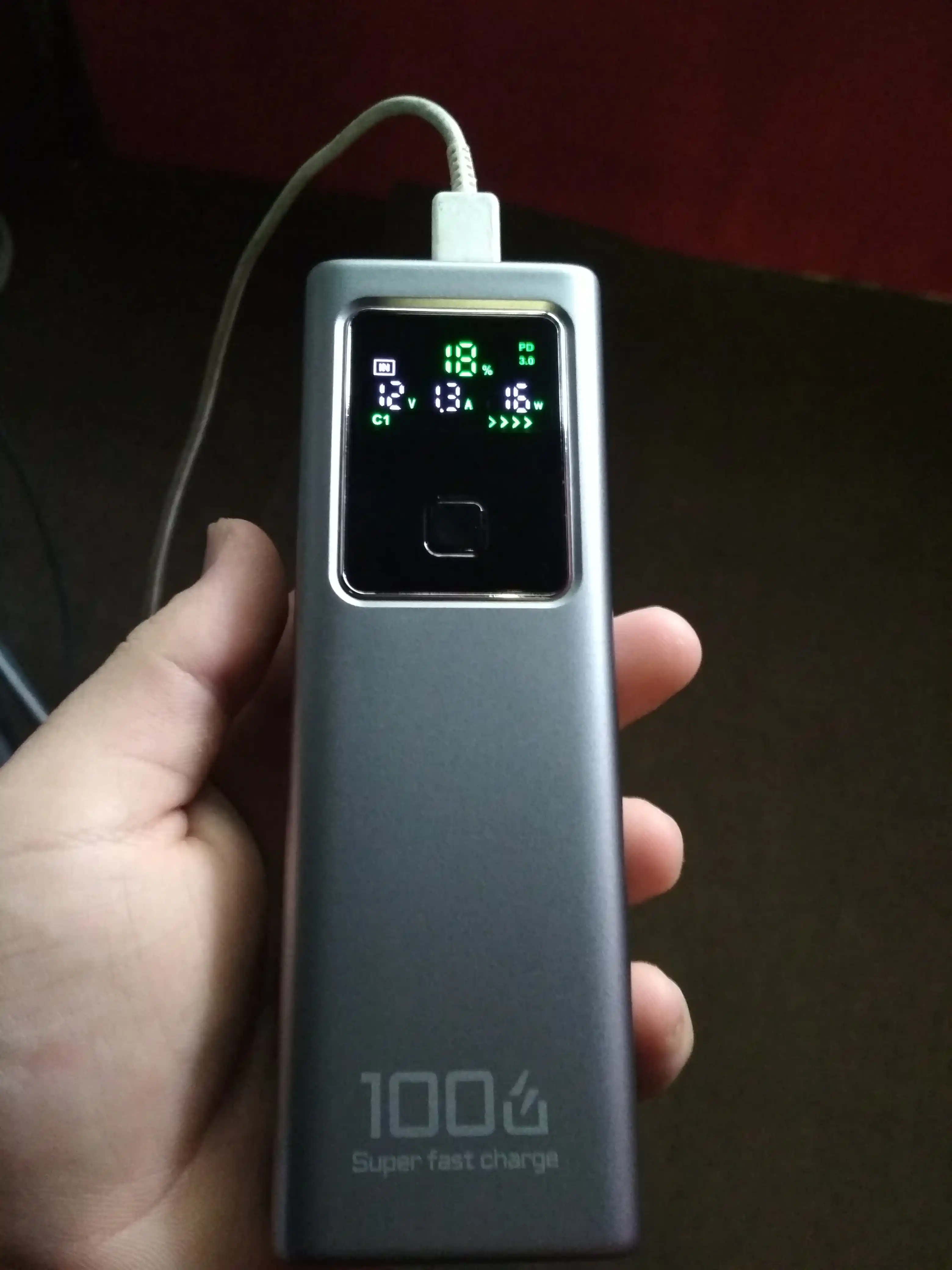 Power Bank tez zaryadlovchi bilan 10000, 20000 arzon pover bank tashqi akkumulyator
