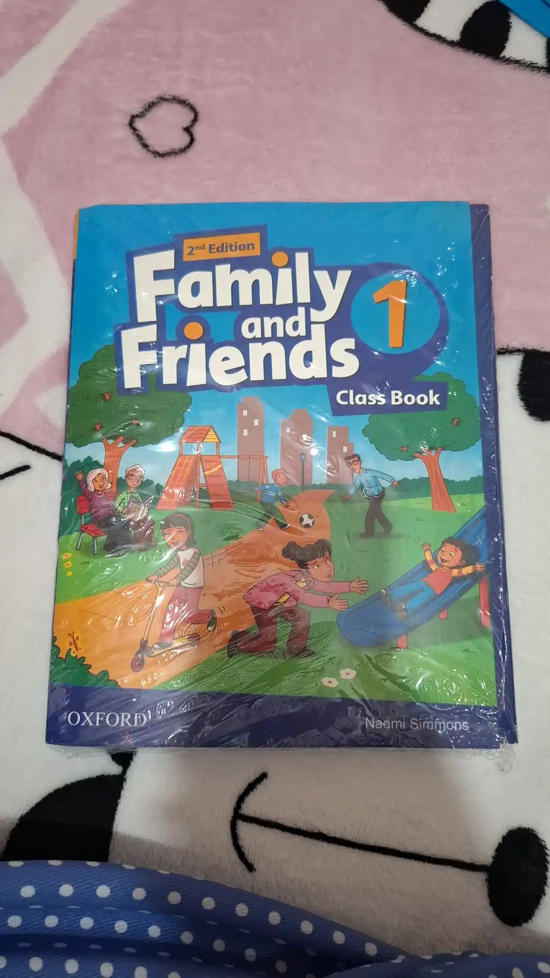 Family and Friends 1, 2 Class Book+Workbook Naomi Simmons 240x170
