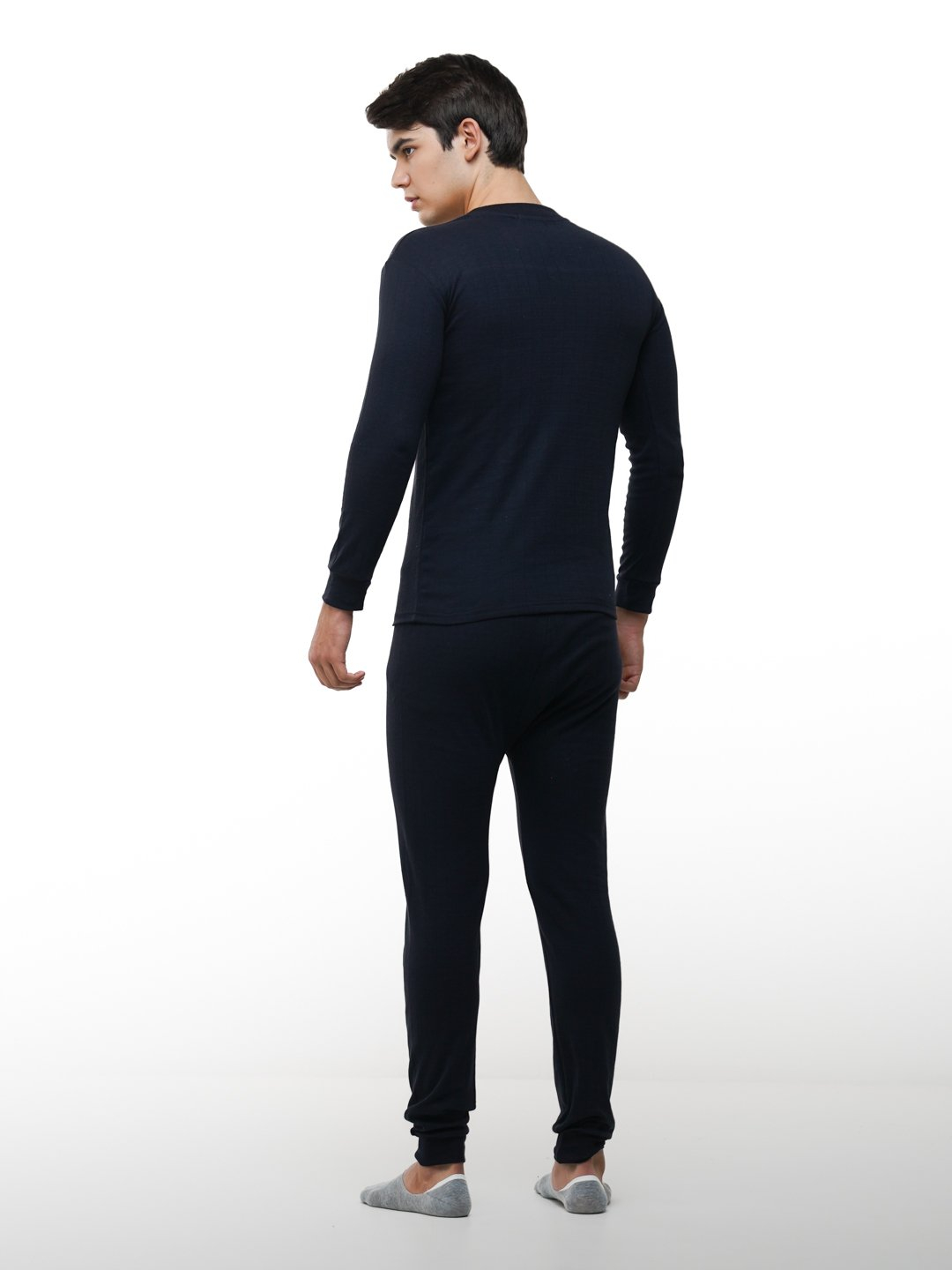 Qadimgi yalangoch osiyolik ayol fotosurati