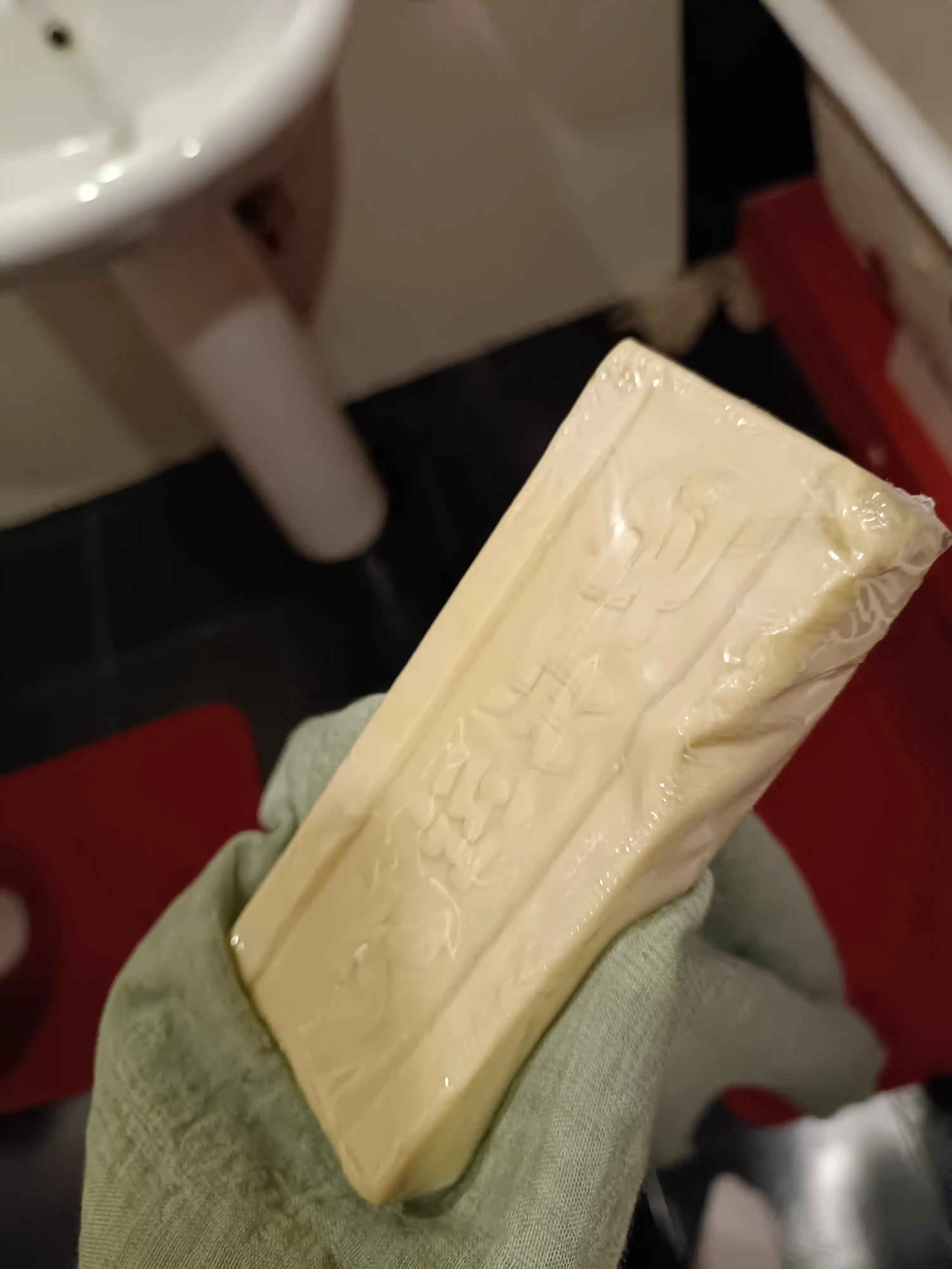 Хозяйственное мыло с отбеливающим эффектом, средство против пятен, 200 г