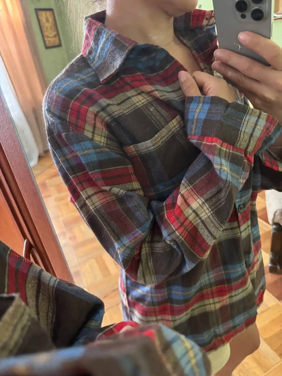 Ayollar uchun oversize katakli ko‘ylak, uzun yengli, uslubiy, kundalik