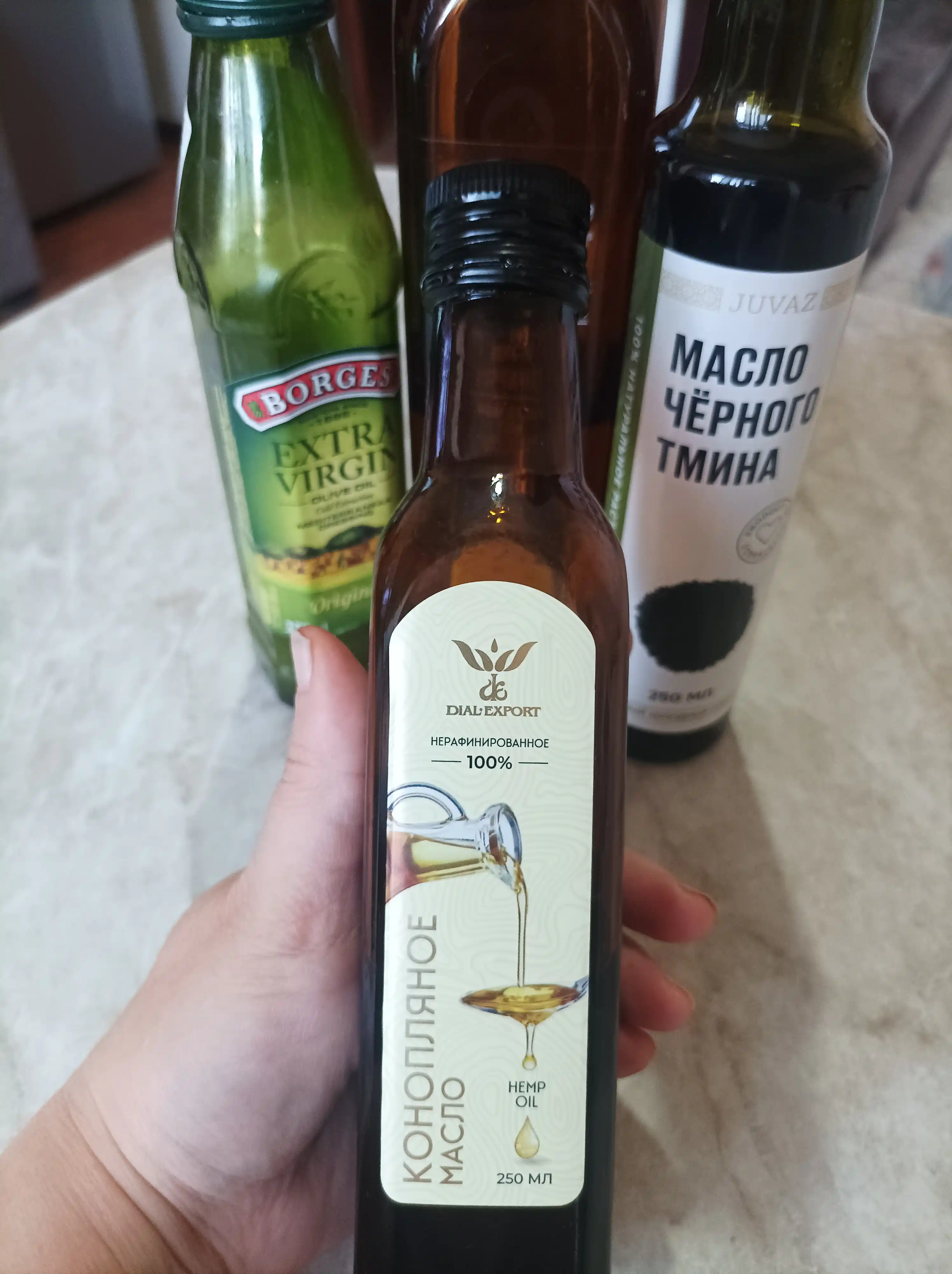 Kanop yog'i DialExport, tozalanmagan, sovuq presslangan, 250 ml