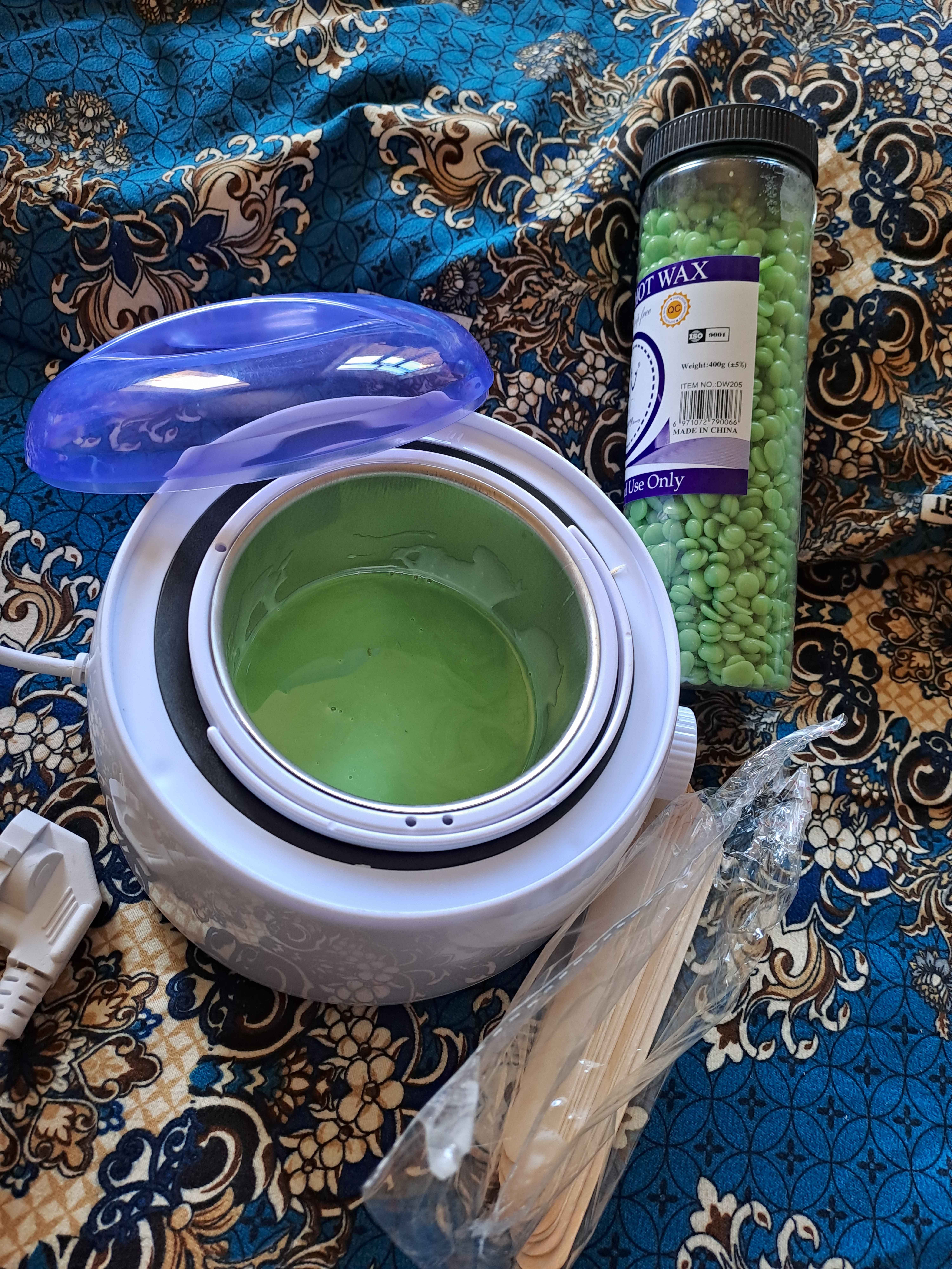 Mumli depilyatsiya uchun bankali vosklav, Pro-Wax 100