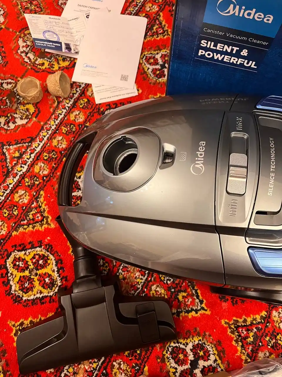 Midea changyutgichi – 1800-2000 Vt quvvat, 360 Vt so‘rish kuchi, HEPA filtri, uy uchun
