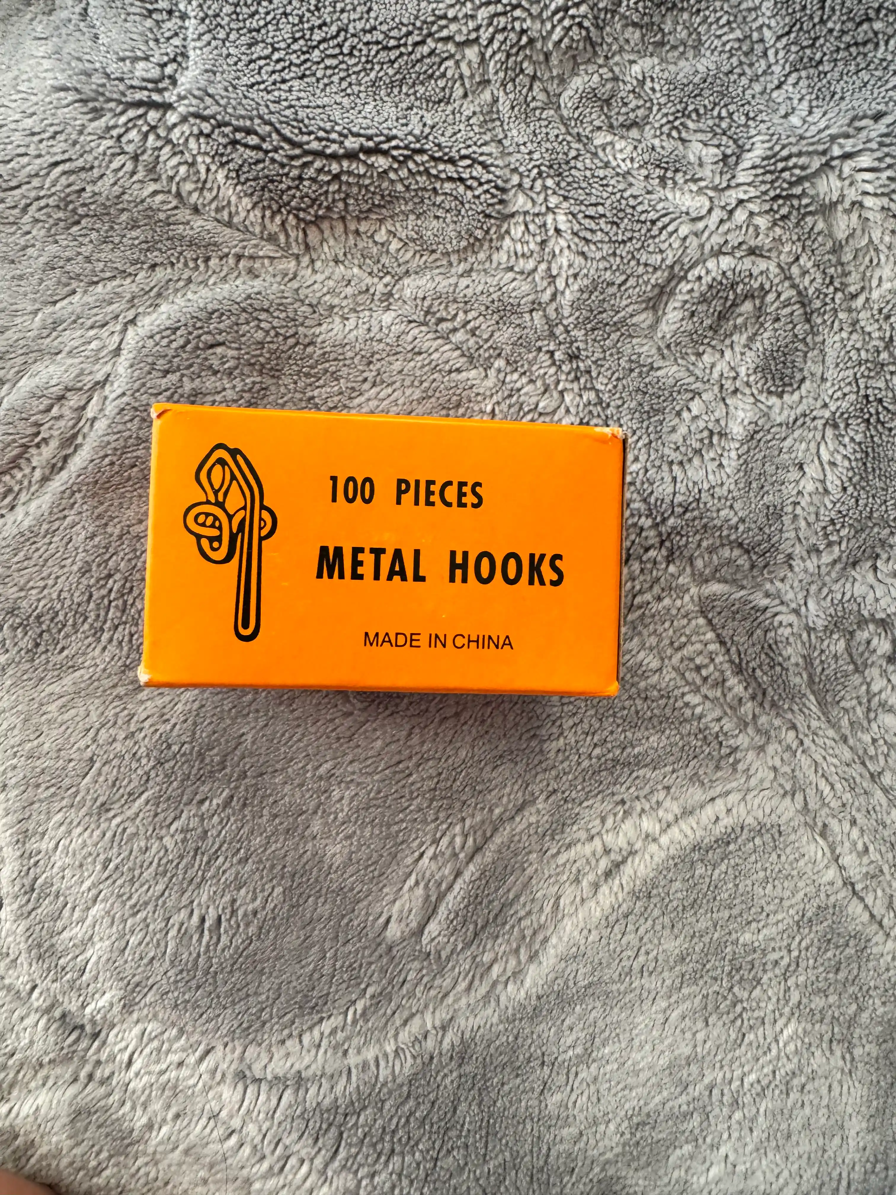 Metal ilgaklar, parda va karnizlar uchun, dekorativ, 100 dona