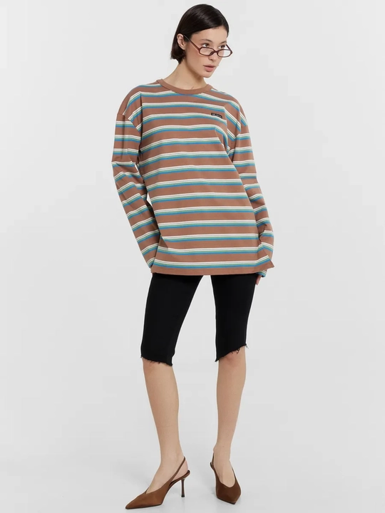 Longsliv oversize, chiziqli, uzaytirilgan