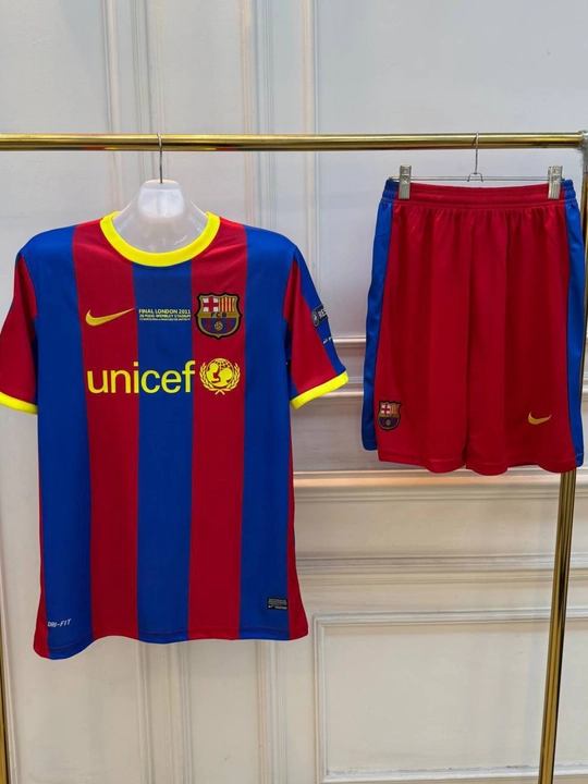 Retro futbol formasi - 