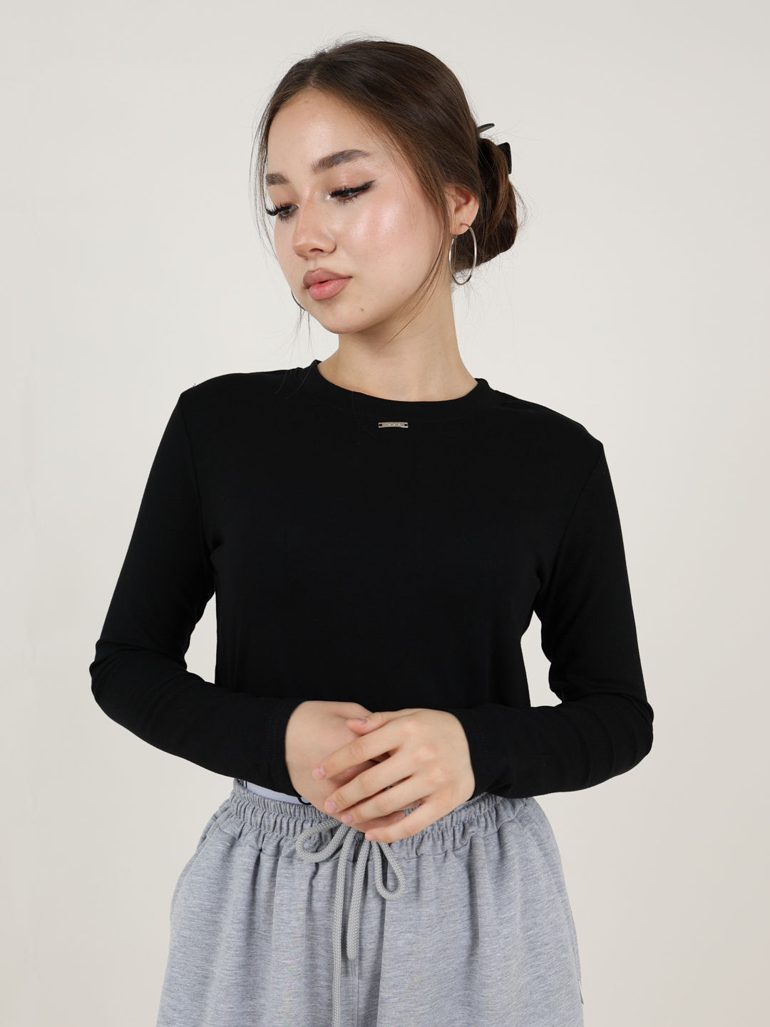 Ayollar uchun longsliv, asosiy, uzun yengli, kuz-qish uchun, standart o‘lcham