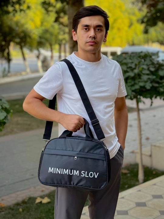 Turli sport turlari, sayohatlar va kundalik foydalanish uchun sport sumkasi