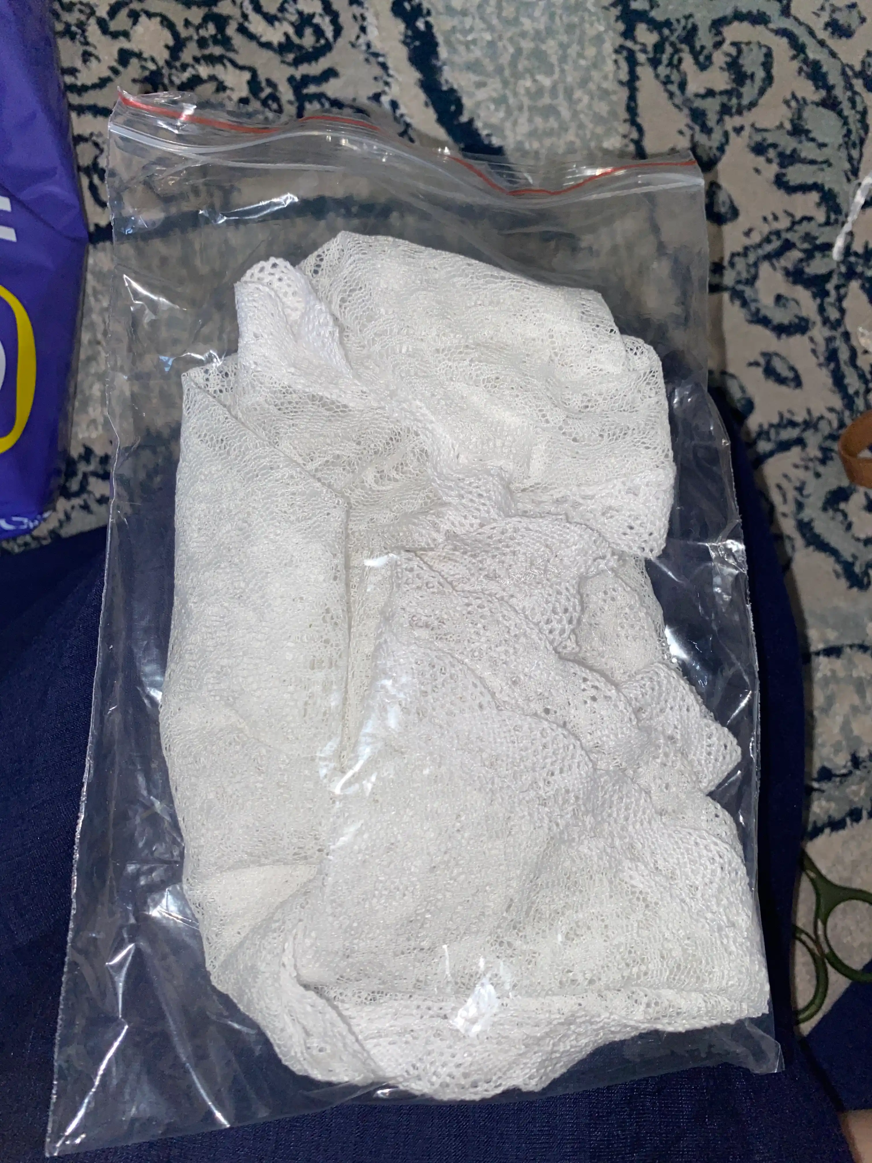 Gipyurdan boshga ro'mol, kosinka, bandana ayollar uchun