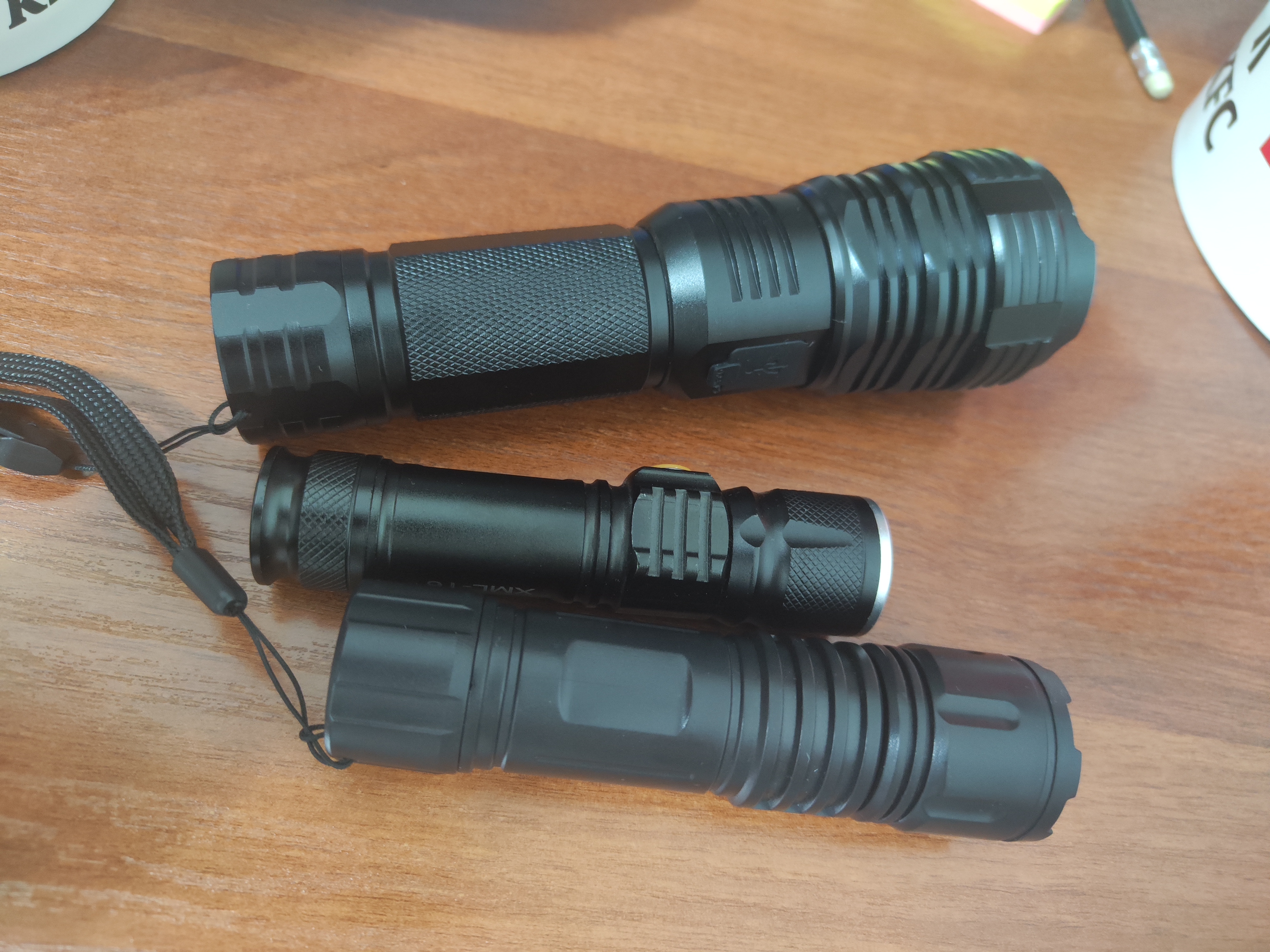 Qo'l chirog'i, LED, qayta zaryadlanuvchi, Zoom effekti bilan