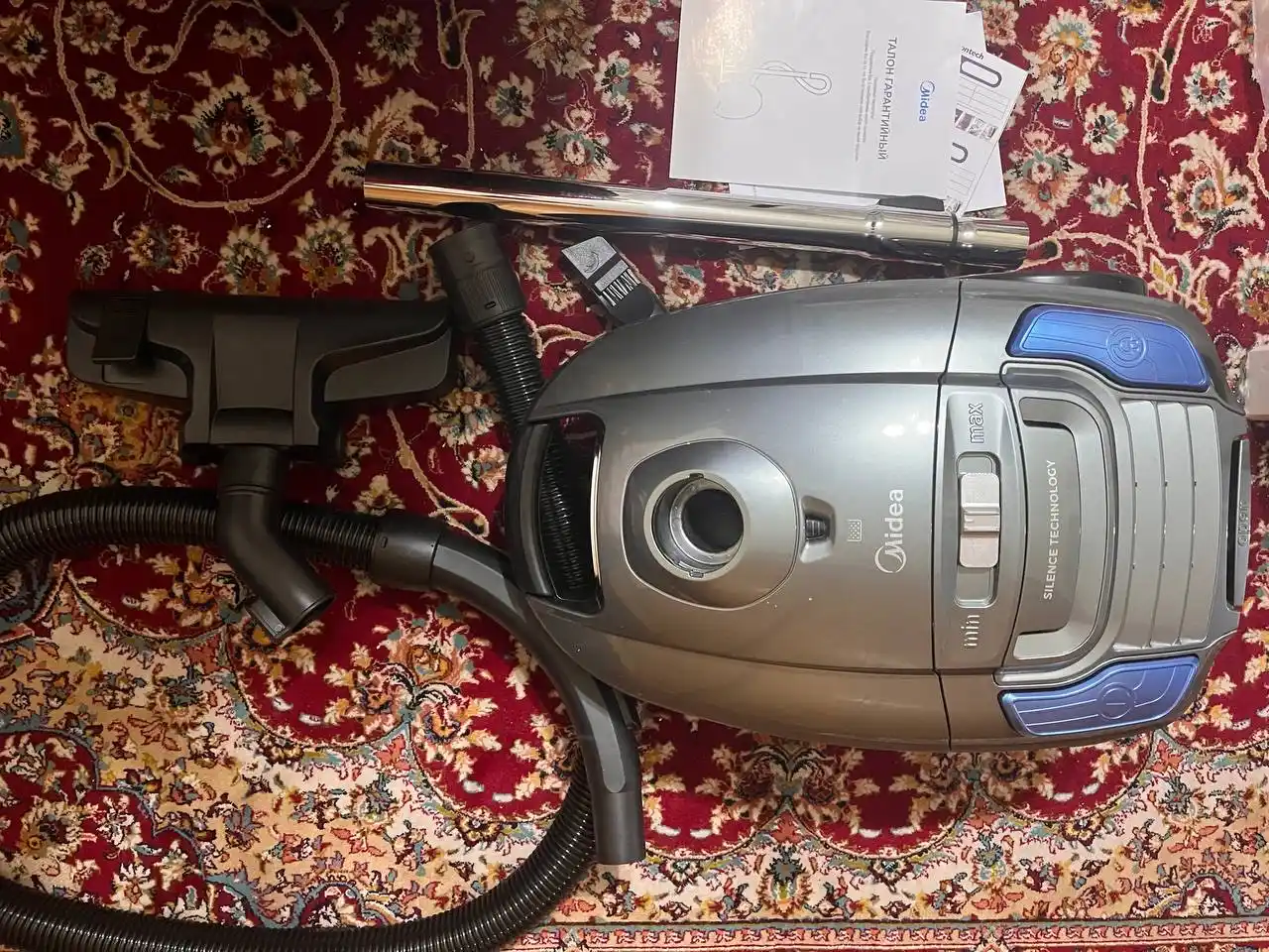 Midea changyutgichi – 1800-2000 Vt quvvat, 360 Vt so‘rish kuchi, HEPA filtri, uy uchun