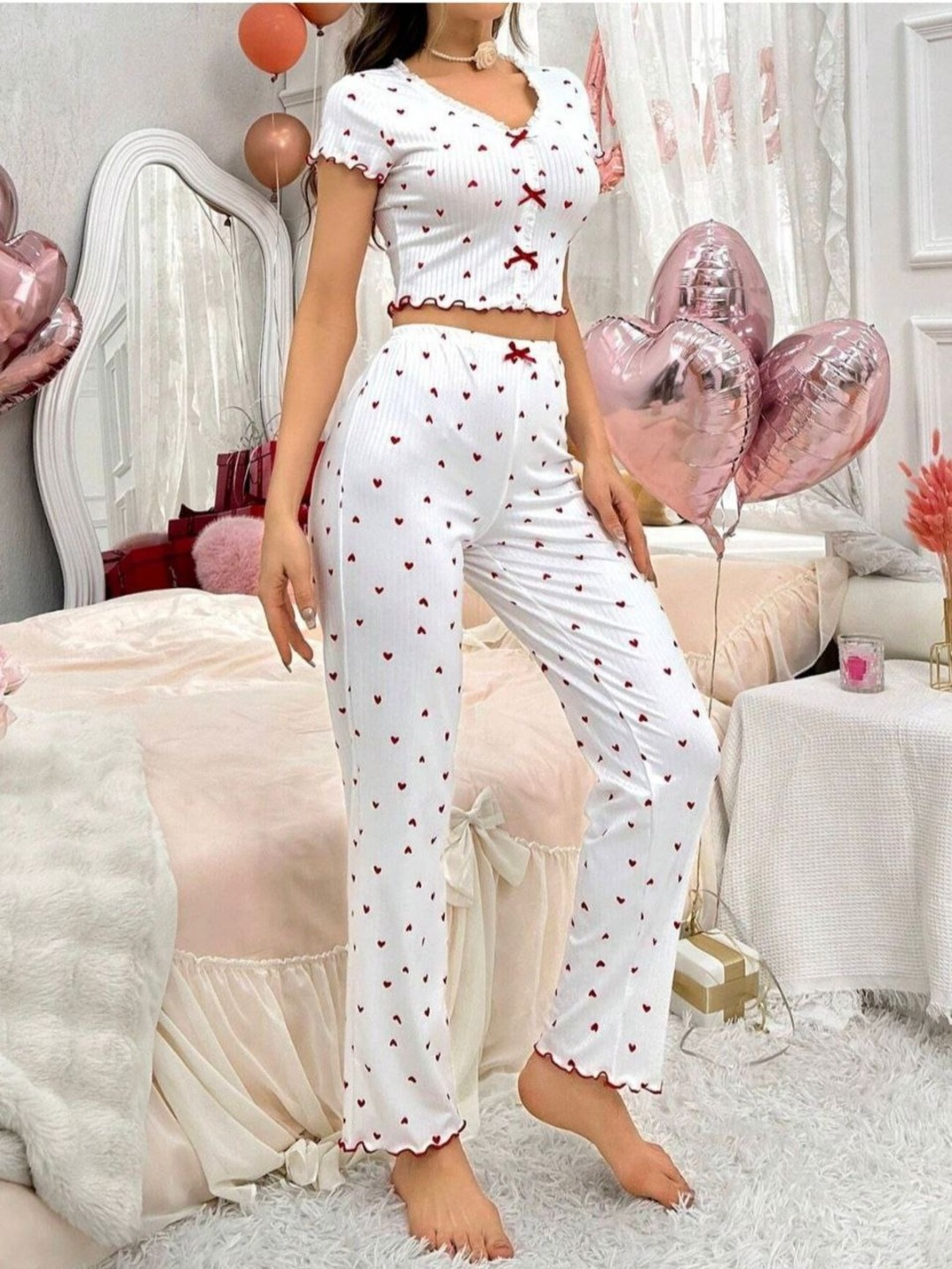 Kulbada porno tomosha qiling