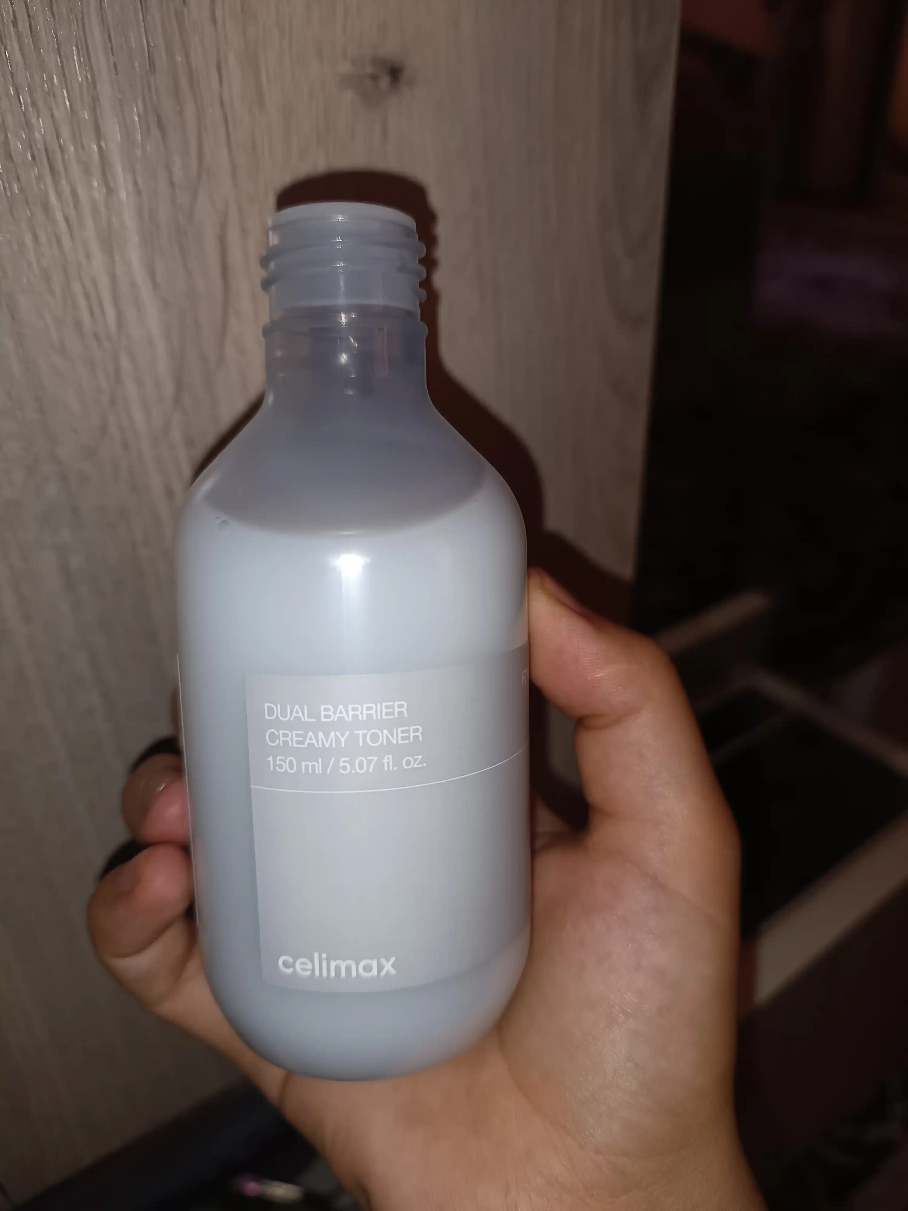 Celimax — Kremli toner 5 ta seramid bilan teri himoya to‘sig‘ini qo‘llab-quvvatlovchi, 150 ml
