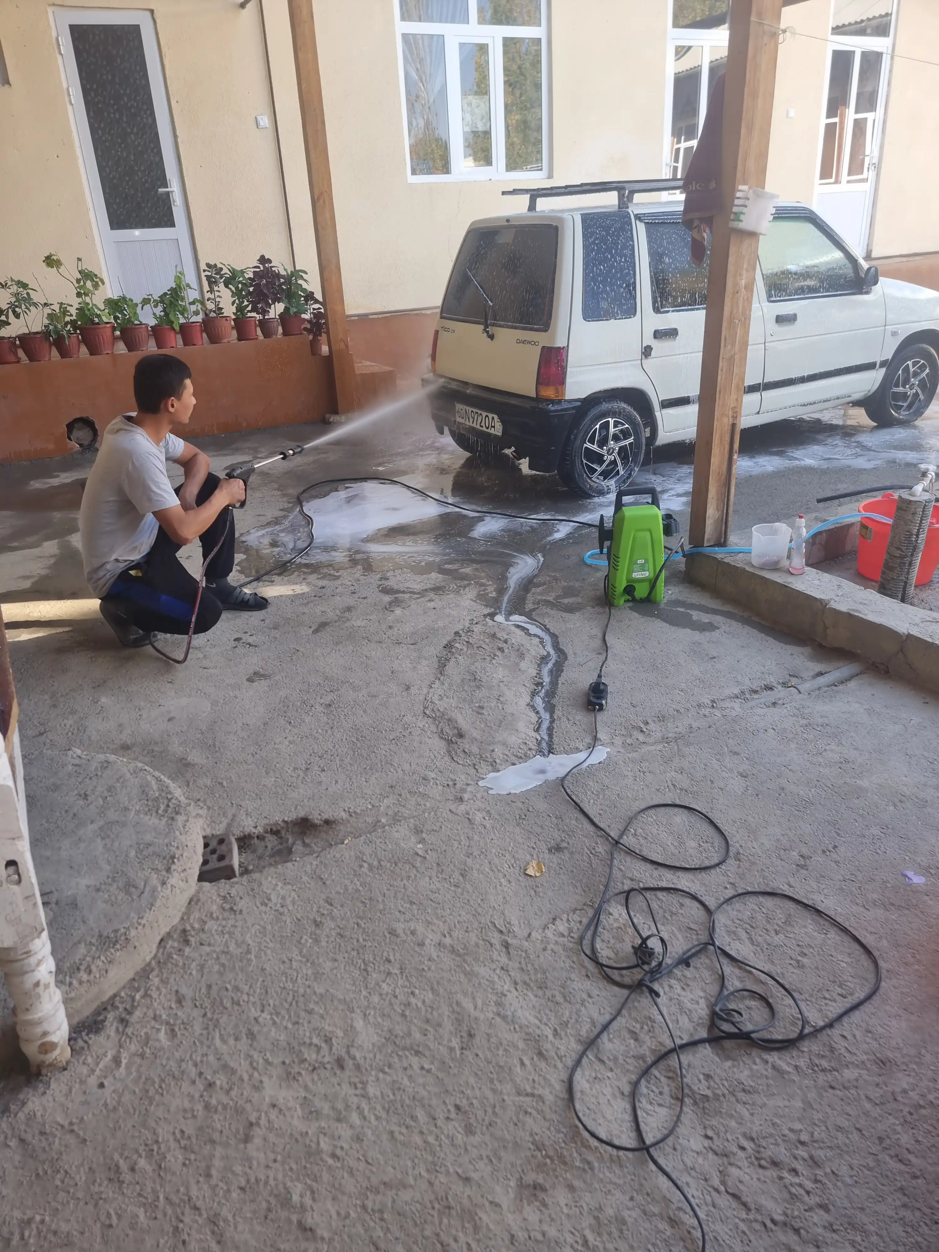 KARCHER, M5, M4,M3, M18, ZM8, L9, K9 yuqori bosimli yuvish moslamasi